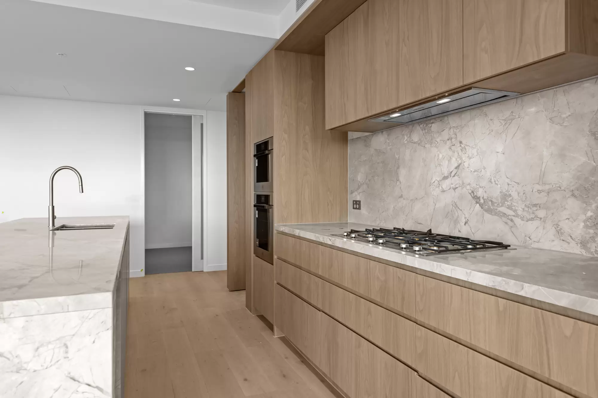 1301/28 Lissner St, Toowong Leased by Mosaic Property Group - image 2