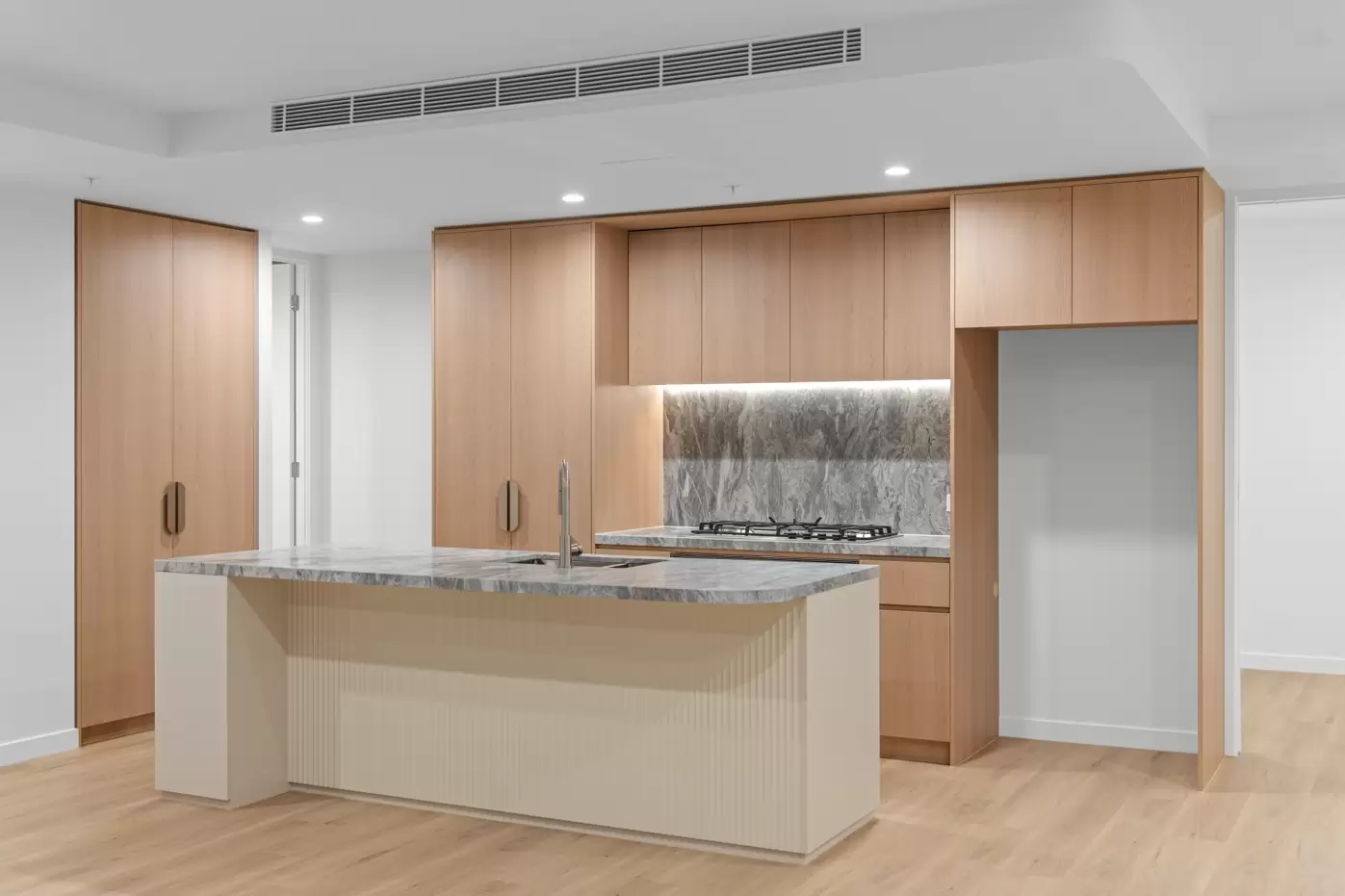 2106/33 Railway Terrace, Milton Leased by Mosaic Property Group - image 2