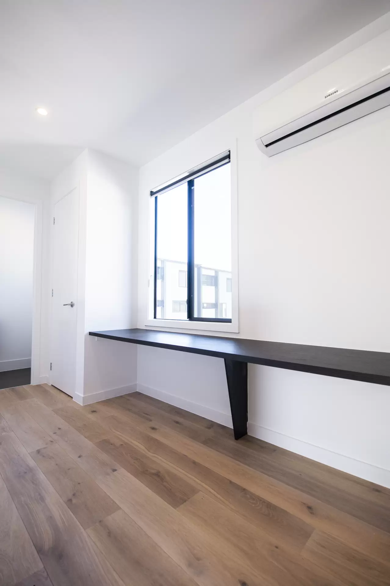 6/867 South Pine Road, Everton Park Leased by Mosaic Property Group - image 1