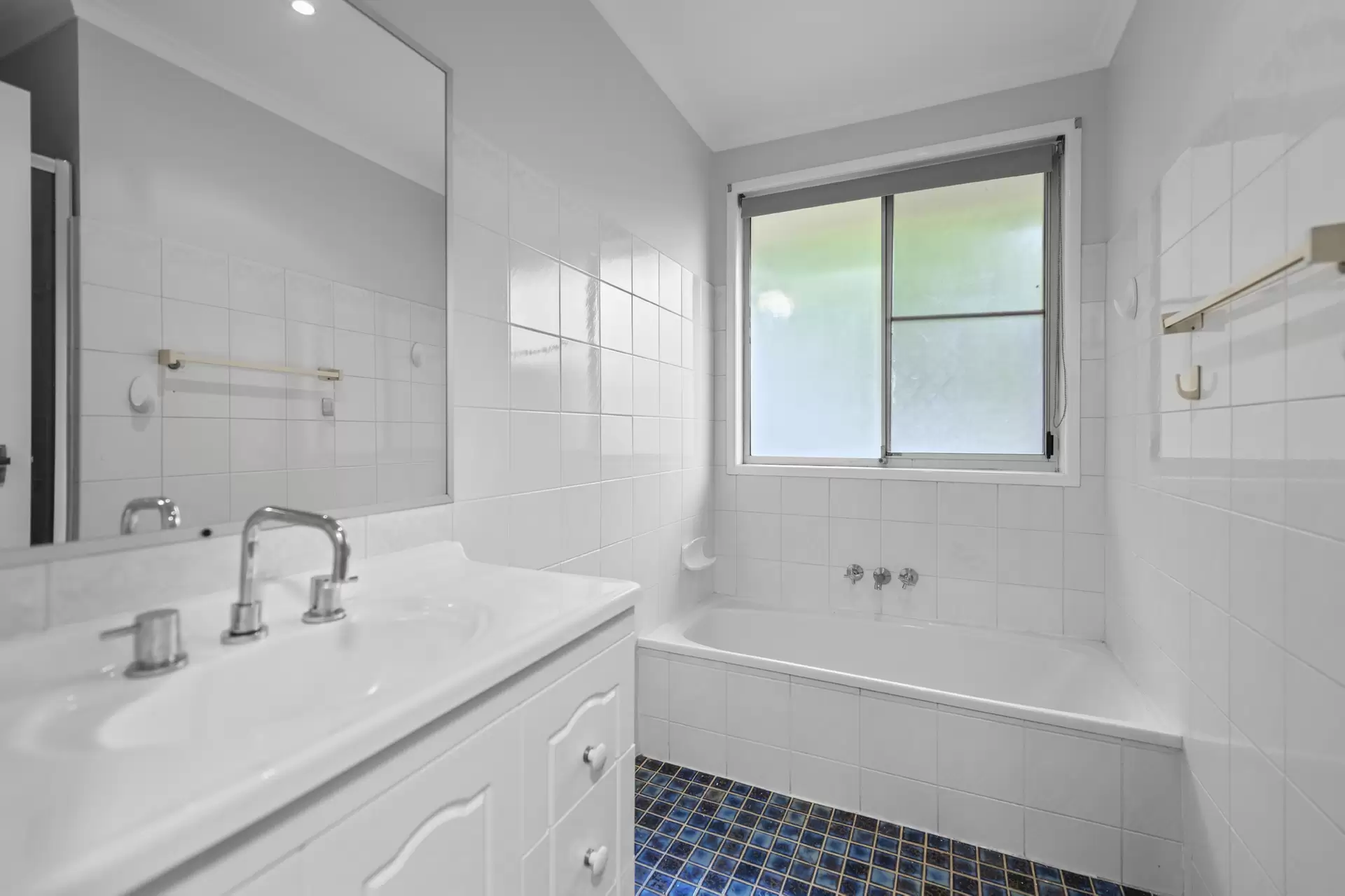 25 Andaman Street, Jamboree Heights Leased by Mosaic Property Group - image 1