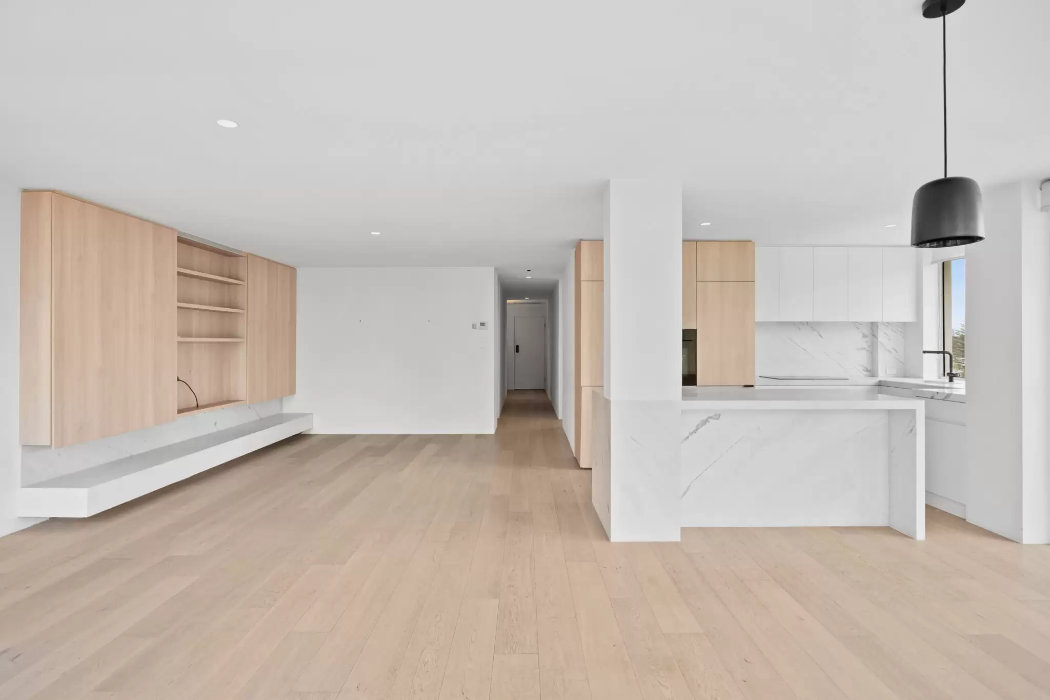 9/166 The Esplanade, Burleigh Heads Leased by Mosaic Property Group - image 1