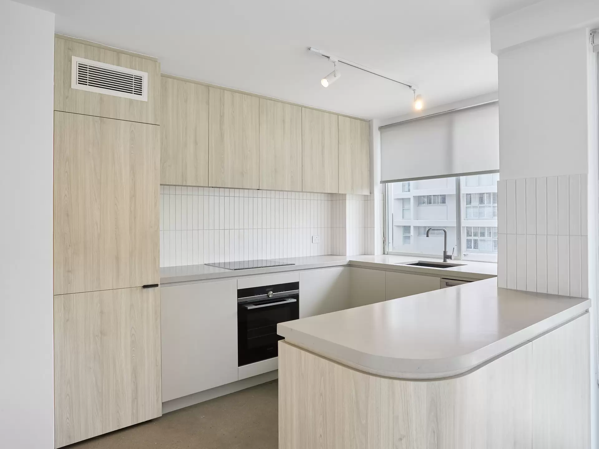 3/166 The Esplanade, Burleigh Heads Leased by Mosaic Property Group - image 1