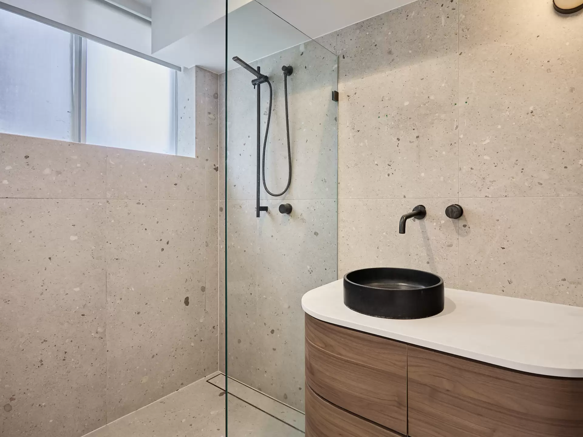 3/166 The Esplanade, Burleigh Heads Leased by Mosaic Property Group - image 1