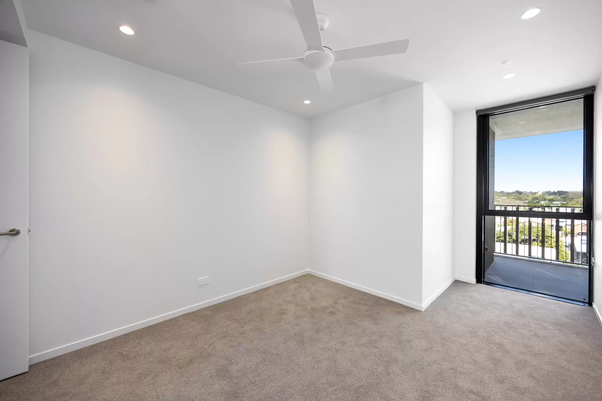 501/62 Memorial Avenue, Maroochydore Leased by Mosaic Property Group - image 6