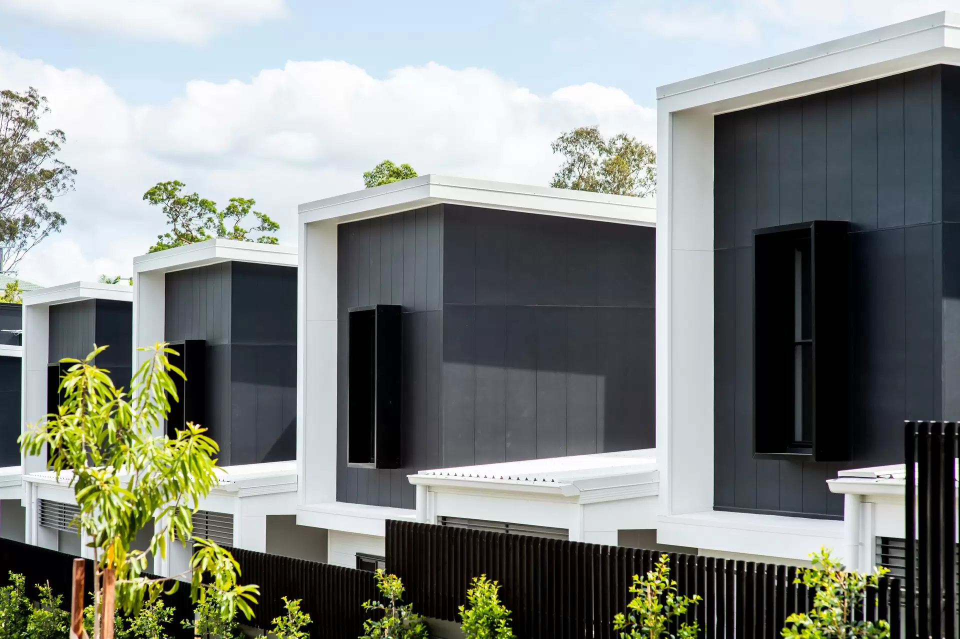 21/867 South Pine Road, Everton Park Leased by Mosaic Property Group - image 1