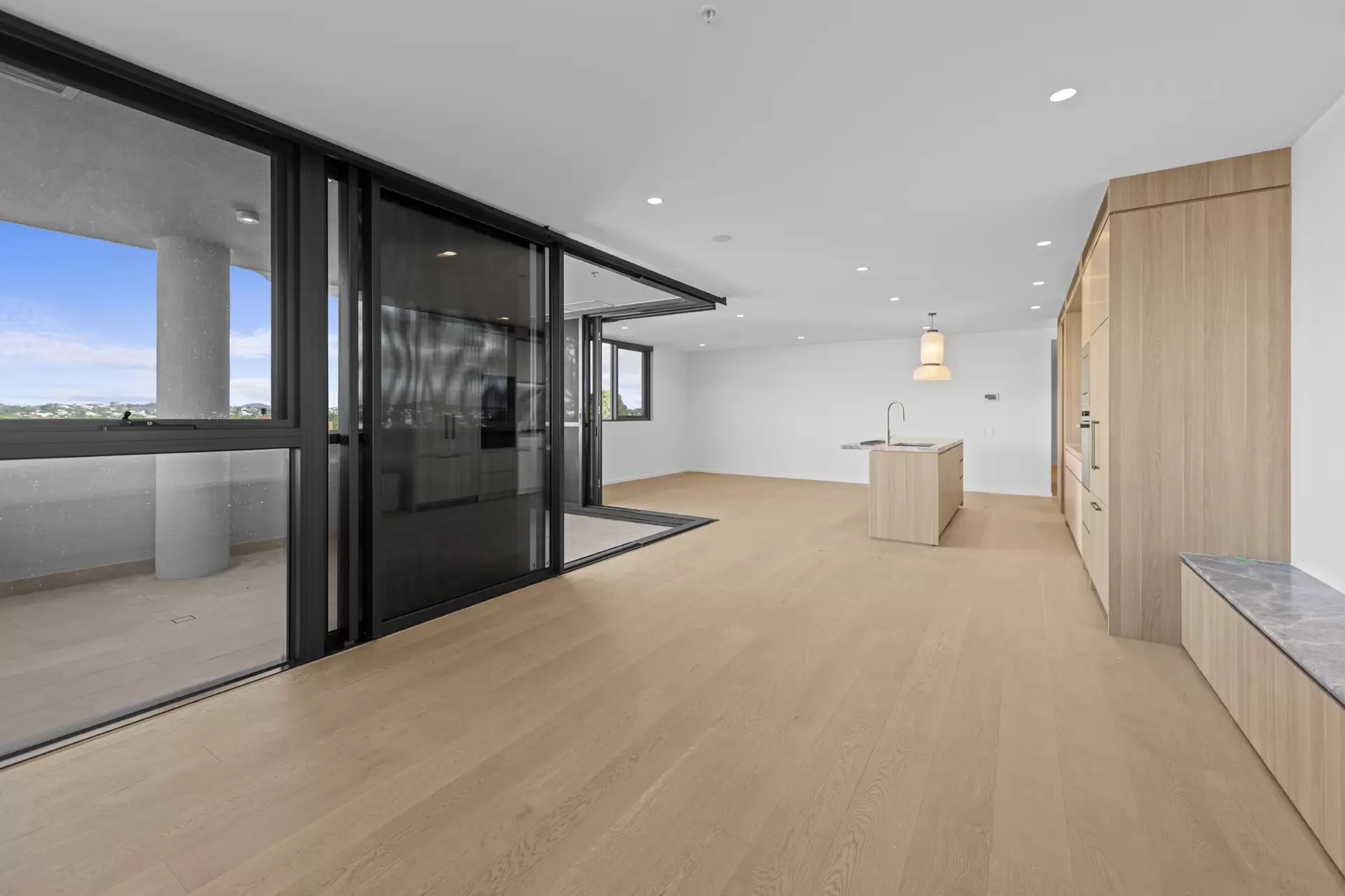 602/89 Lytton Rd, East Brisbane For Lease by Mosaic Property Group - image 1