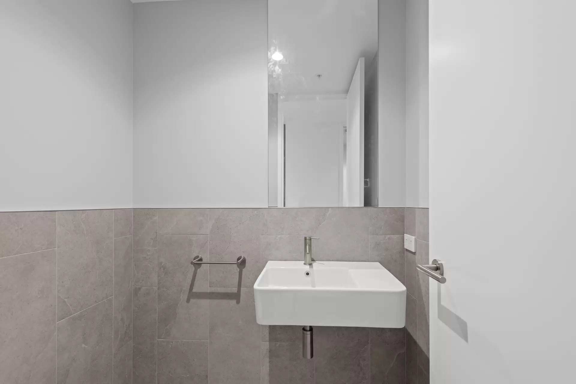 602/89 Lytton Rd, East Brisbane For Lease by Mosaic Property Group - image 1