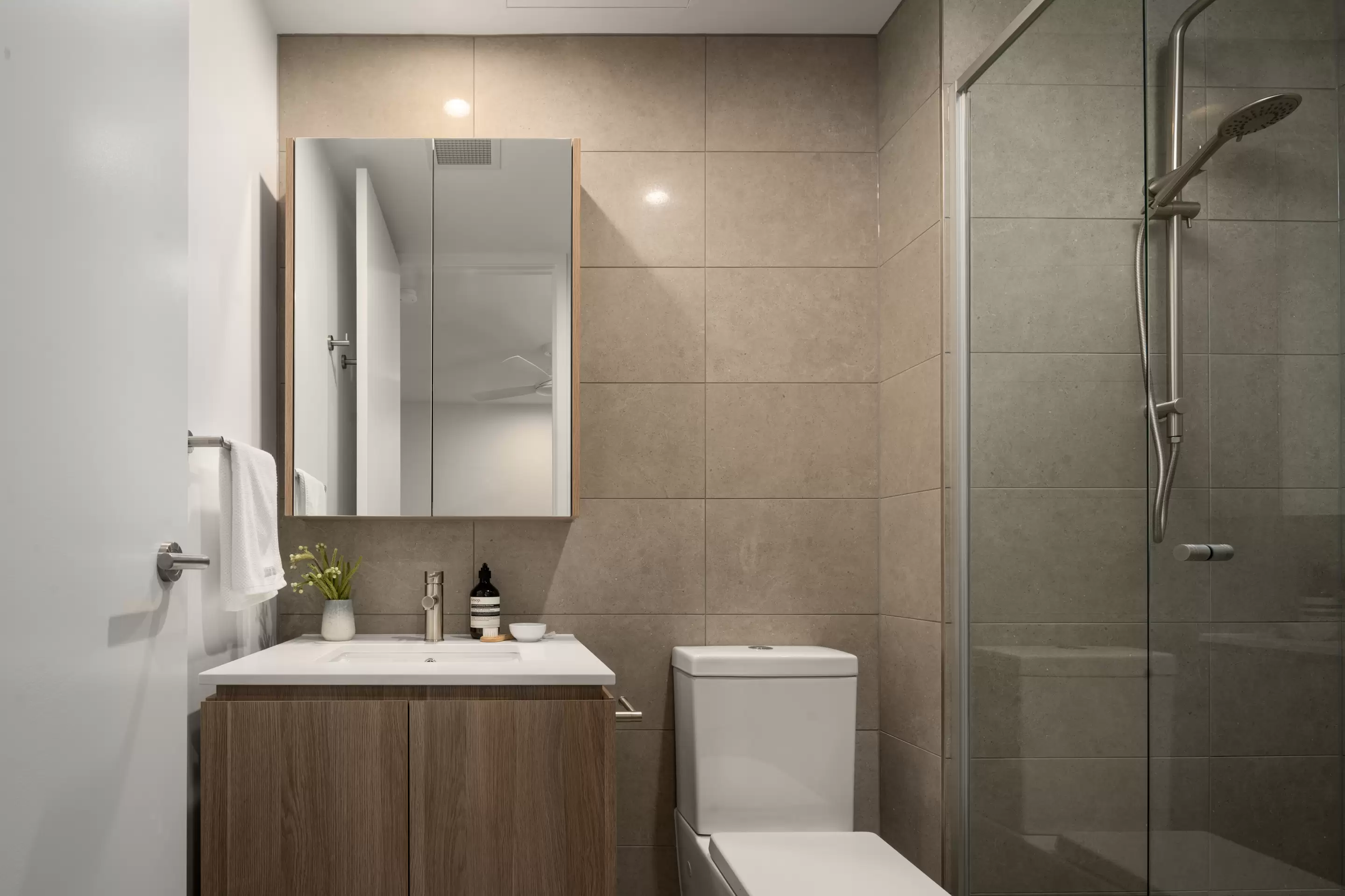 1204/140 Wellington Road, East Brisbane Leased by Mosaic Property Group - image 7