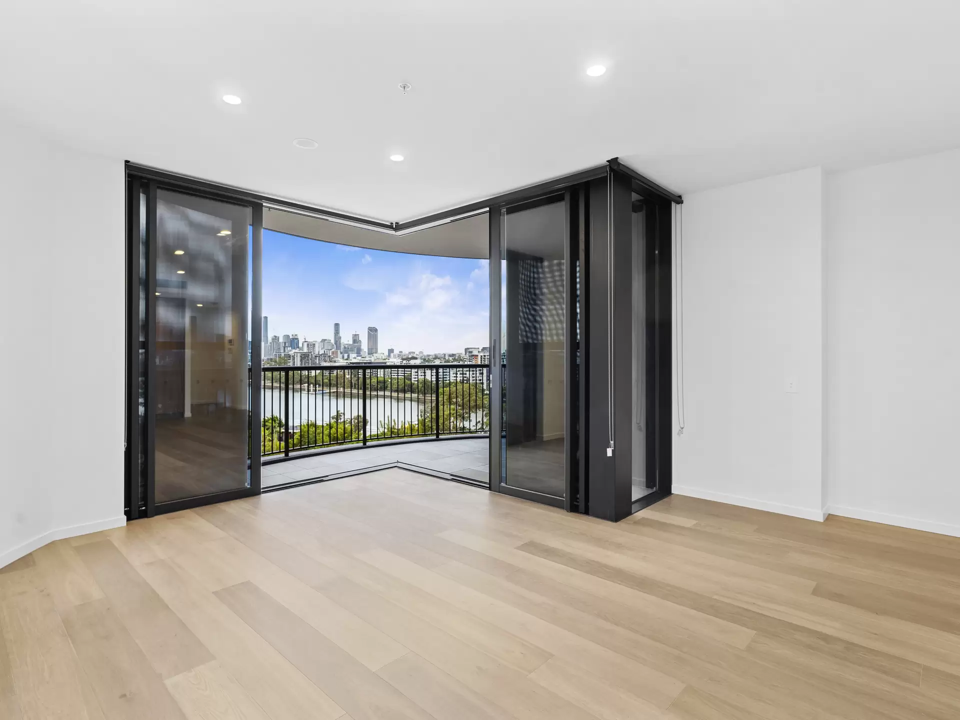 701/3 Archer Street, Toowong Leased by Mosaic Property Group - image 1