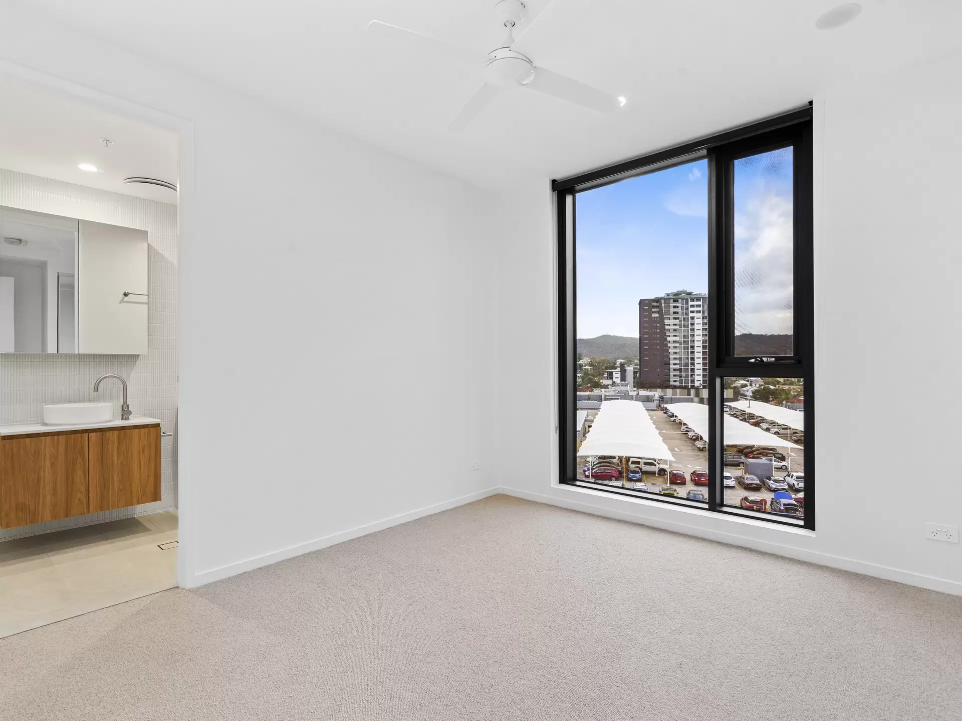 701/3 Archer Street, Toowong Leased by Mosaic Property Group - image 1