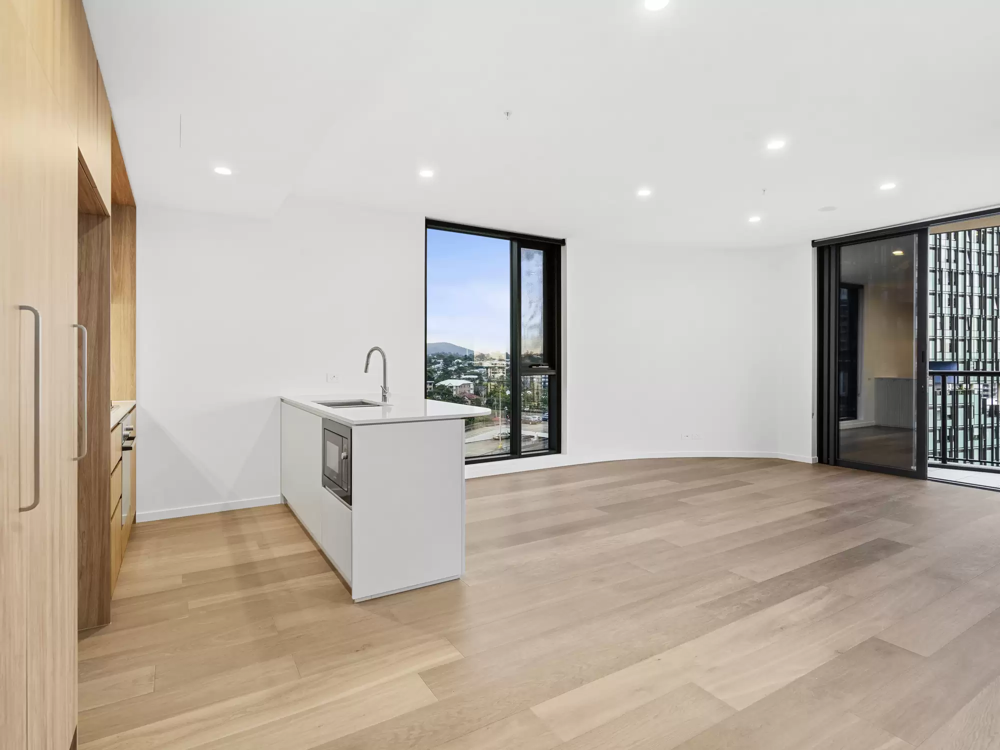 701/3 Archer Street, Toowong Leased by Mosaic Property Group - image 3