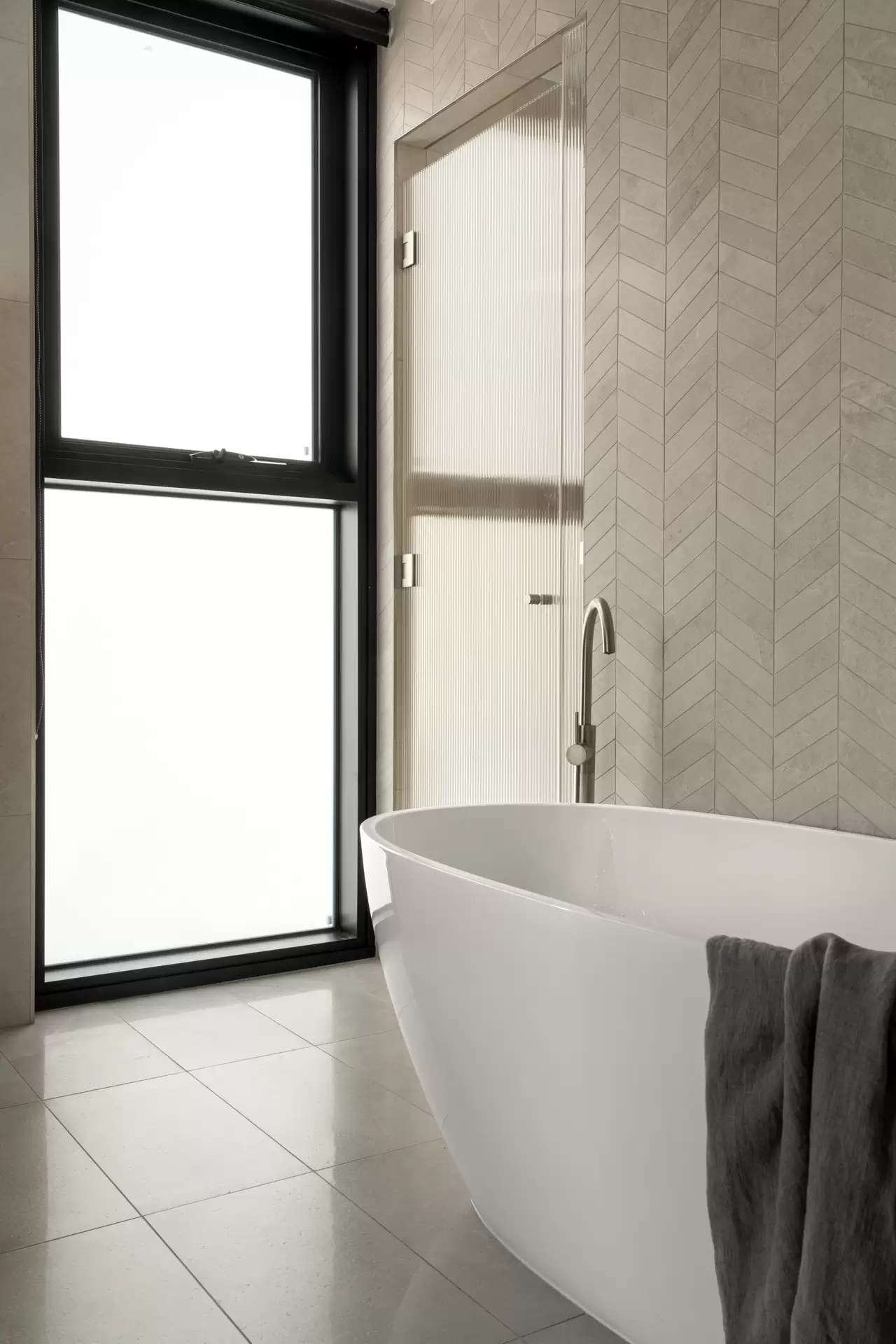 901/36 Sylvan Road, Toowong Leased by Mosaic Property Group - image 1