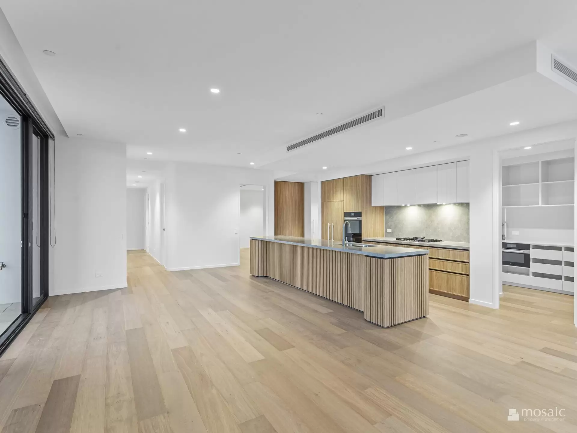 901/36 Sylvan Road, Toowong Leased by Mosaic Property Group - image 1