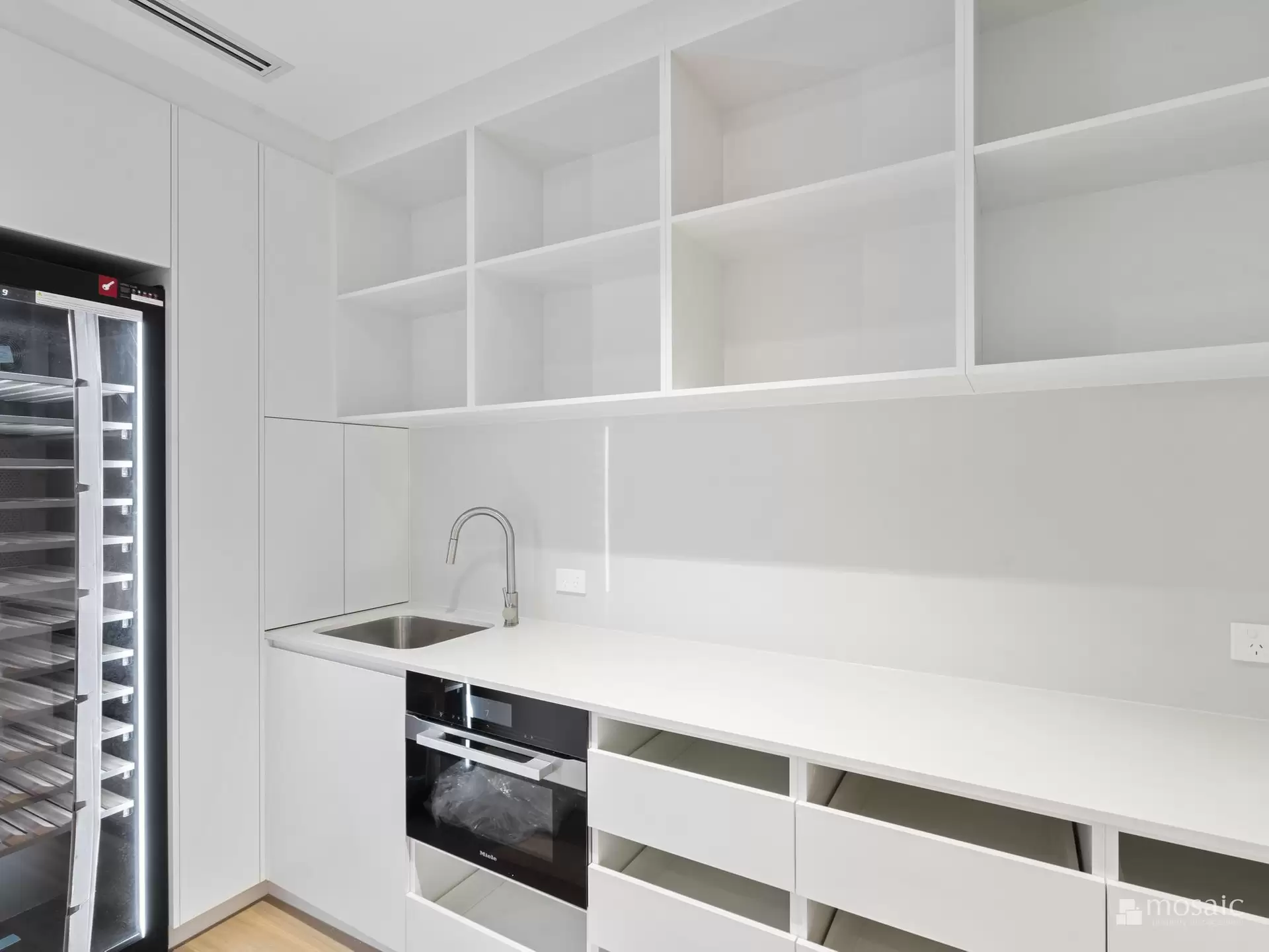 901/36 Sylvan Road, Toowong Leased by Mosaic Property Group - image 1