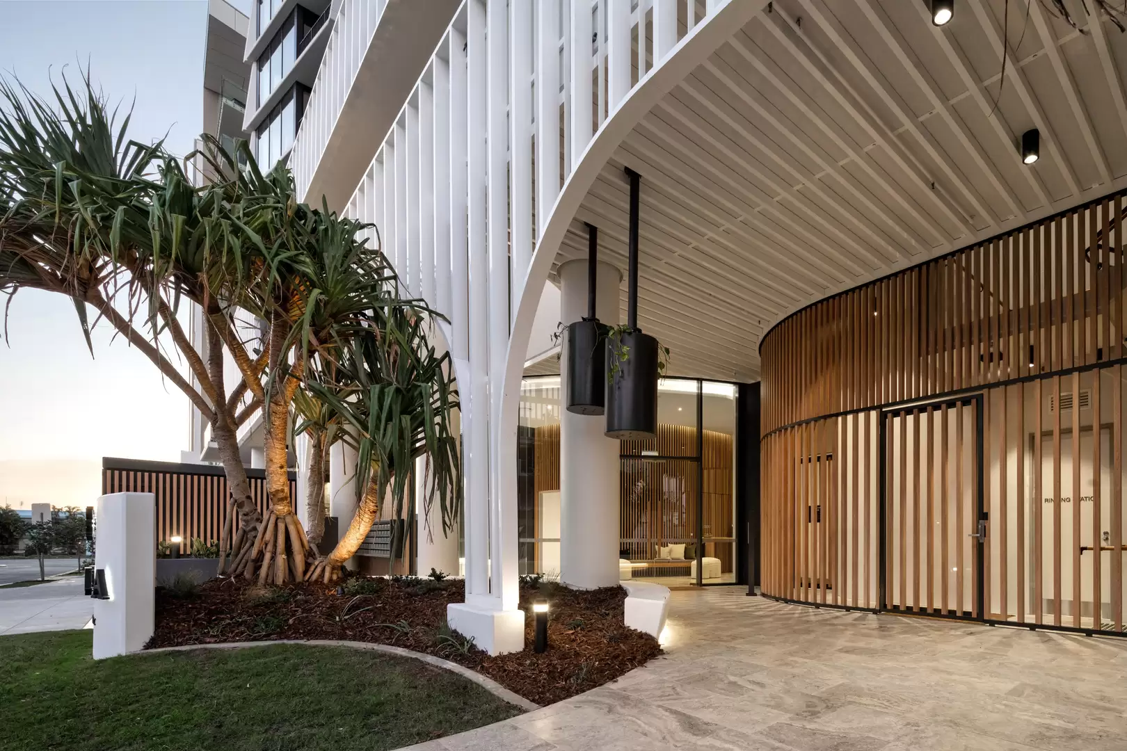 304/43 Peerless Avenue, Mermaid Beach For Lease by Mosaic Property Group - image 1