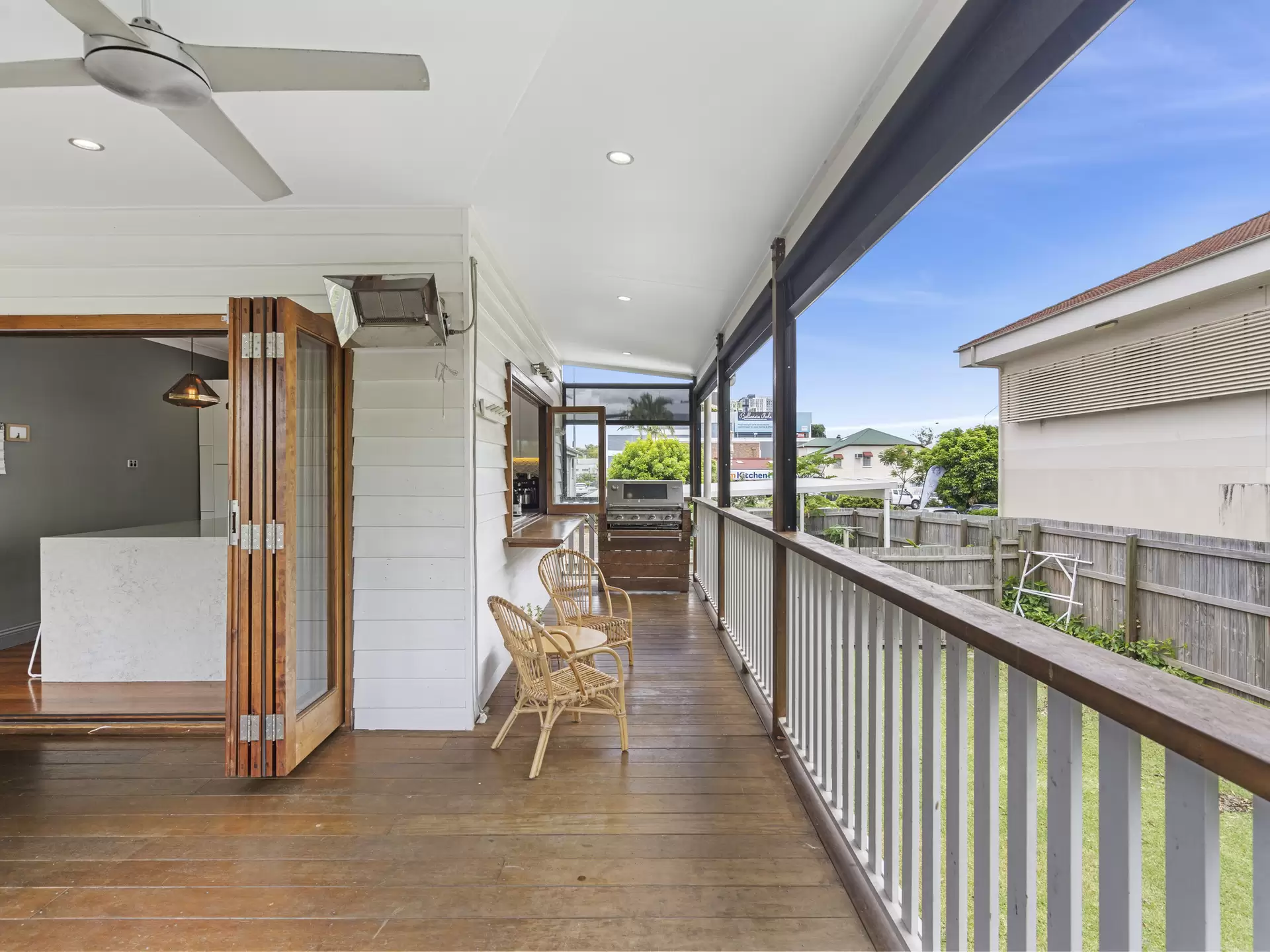 8 Ellis Street, Stones Corner For Lease by Mosaic Property Group - image 1