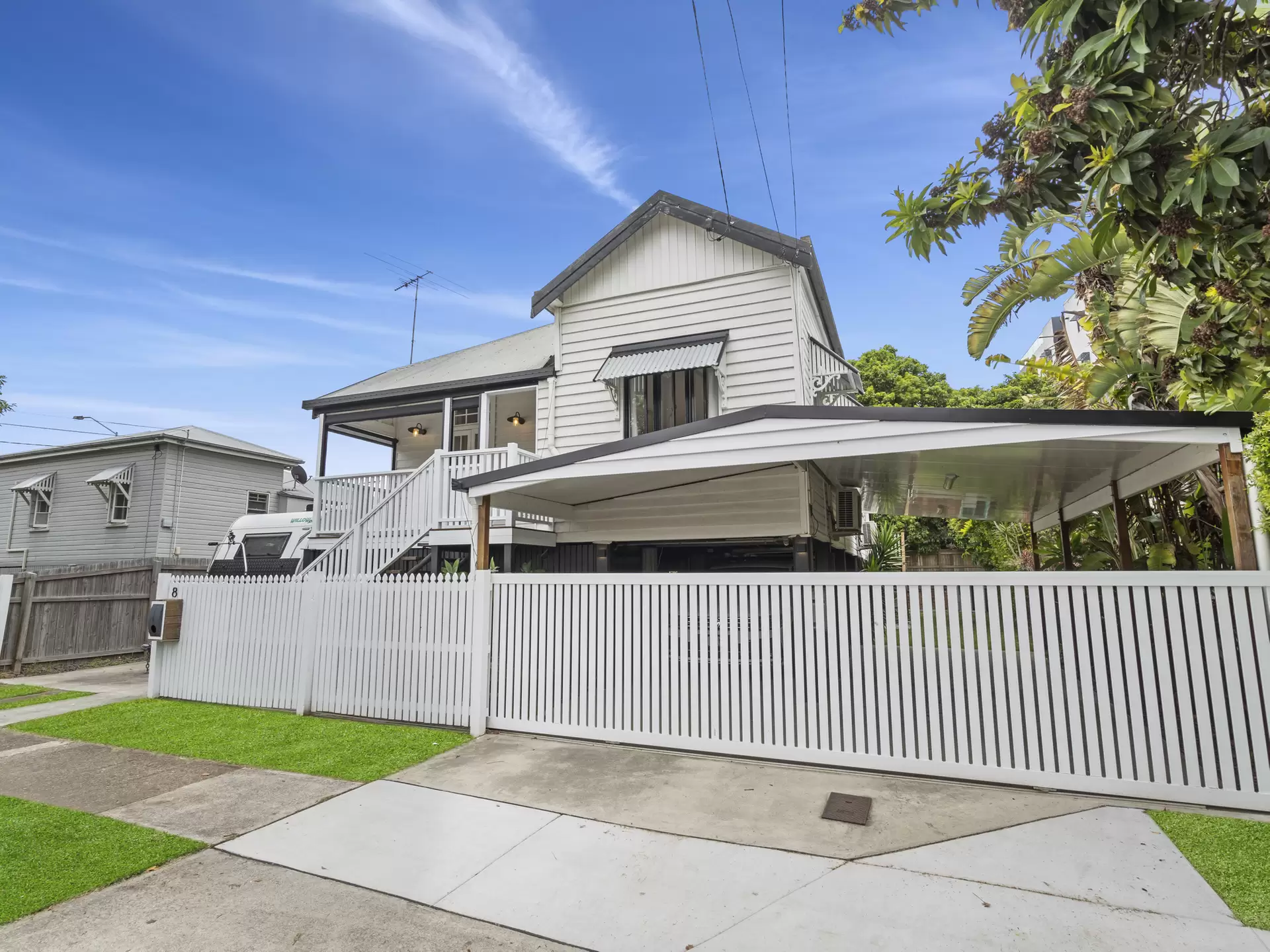 8 Ellis Street, Stones Corner For Lease by Mosaic Property Group - image 1