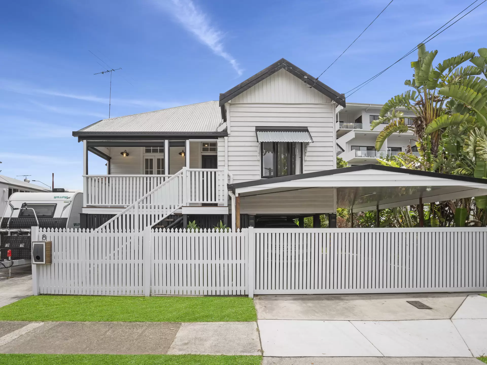 8 Ellis Street, Stones Corner For Lease by Mosaic Property Group - image 1