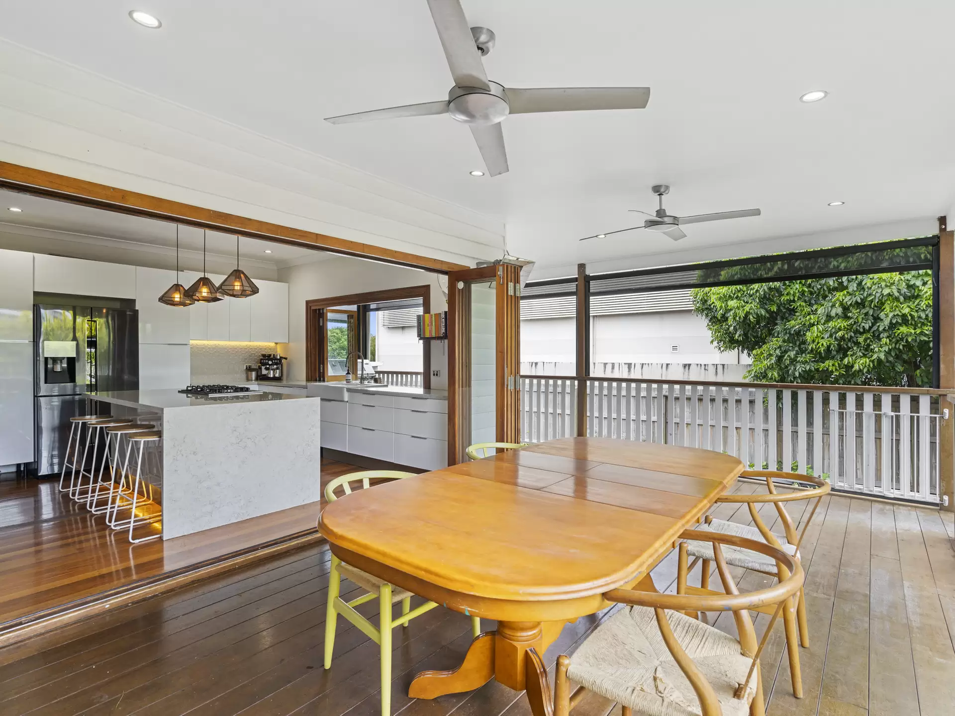 8 Ellis Street, Stones Corner For Lease by Mosaic Property Group - image 1