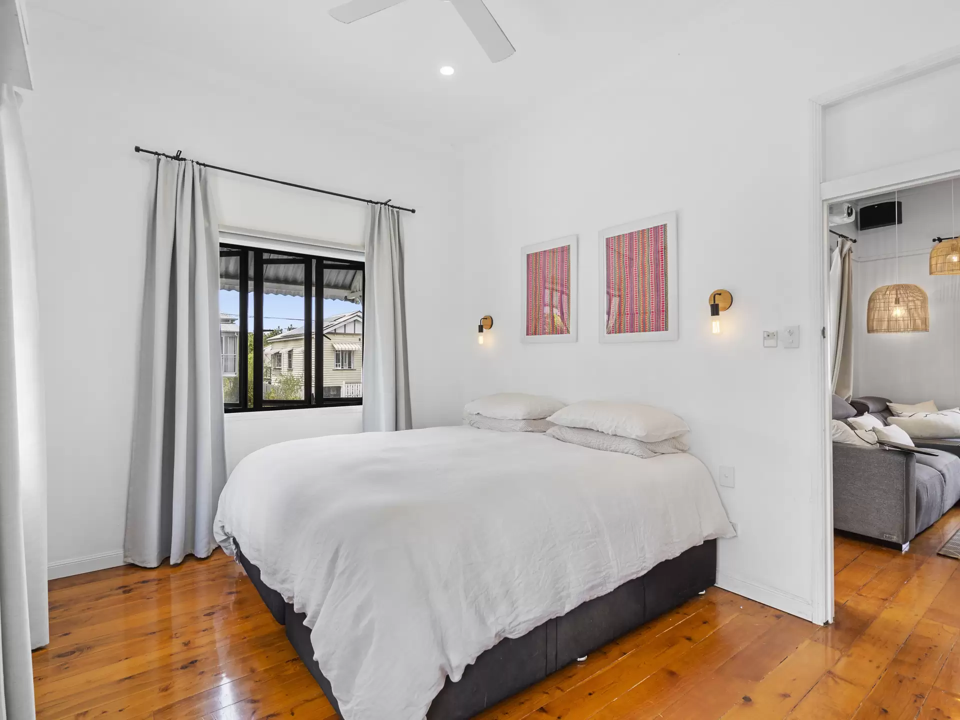 8 Ellis Street, Stones Corner For Lease by Mosaic Property Group - image 1