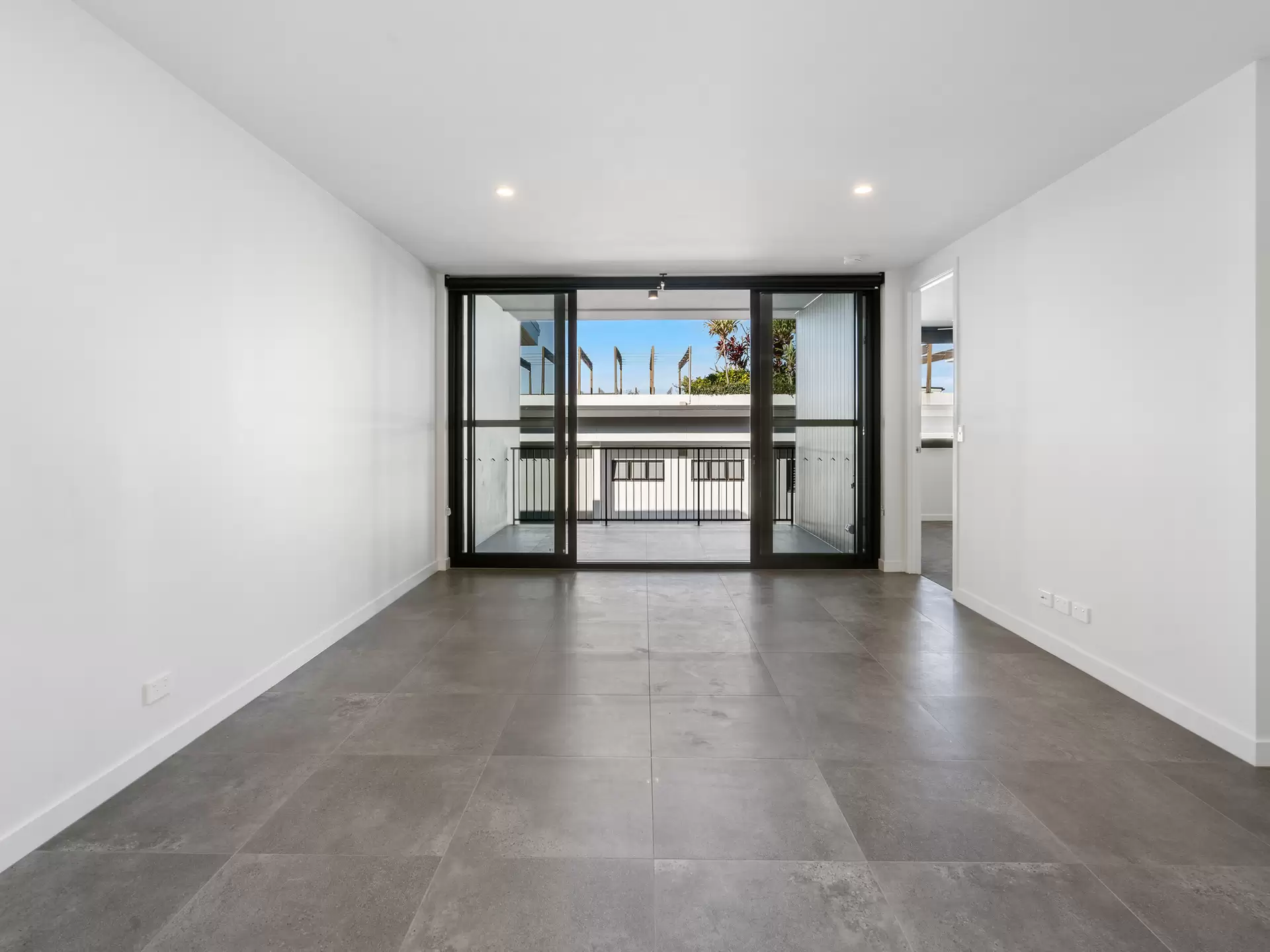 604/186 Clarence Rd, Indooroopilly For Lease by Mosaic Property Group - image 1