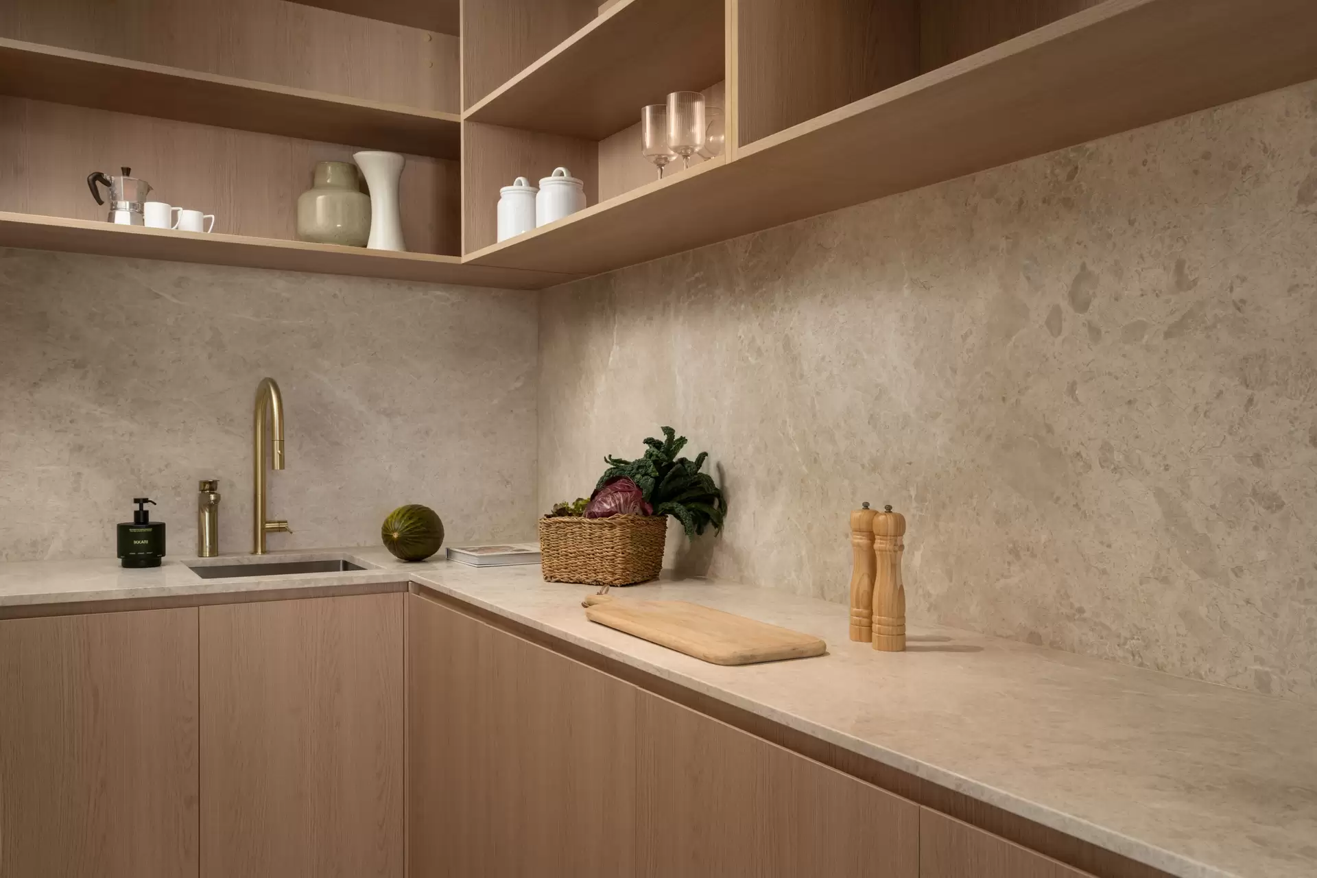 3101/4 Rosewood Avenue, Broadbeach For Lease by Mosaic Property Group - image 1