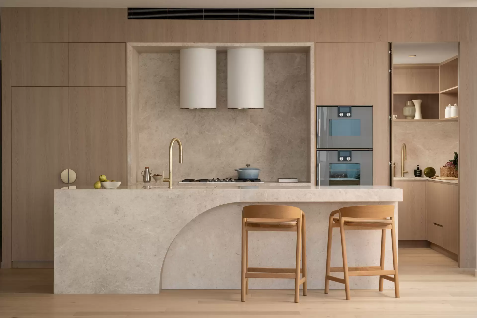 3101/4 Rosewood Avenue, Broadbeach For Lease by Mosaic Property Group - image 1