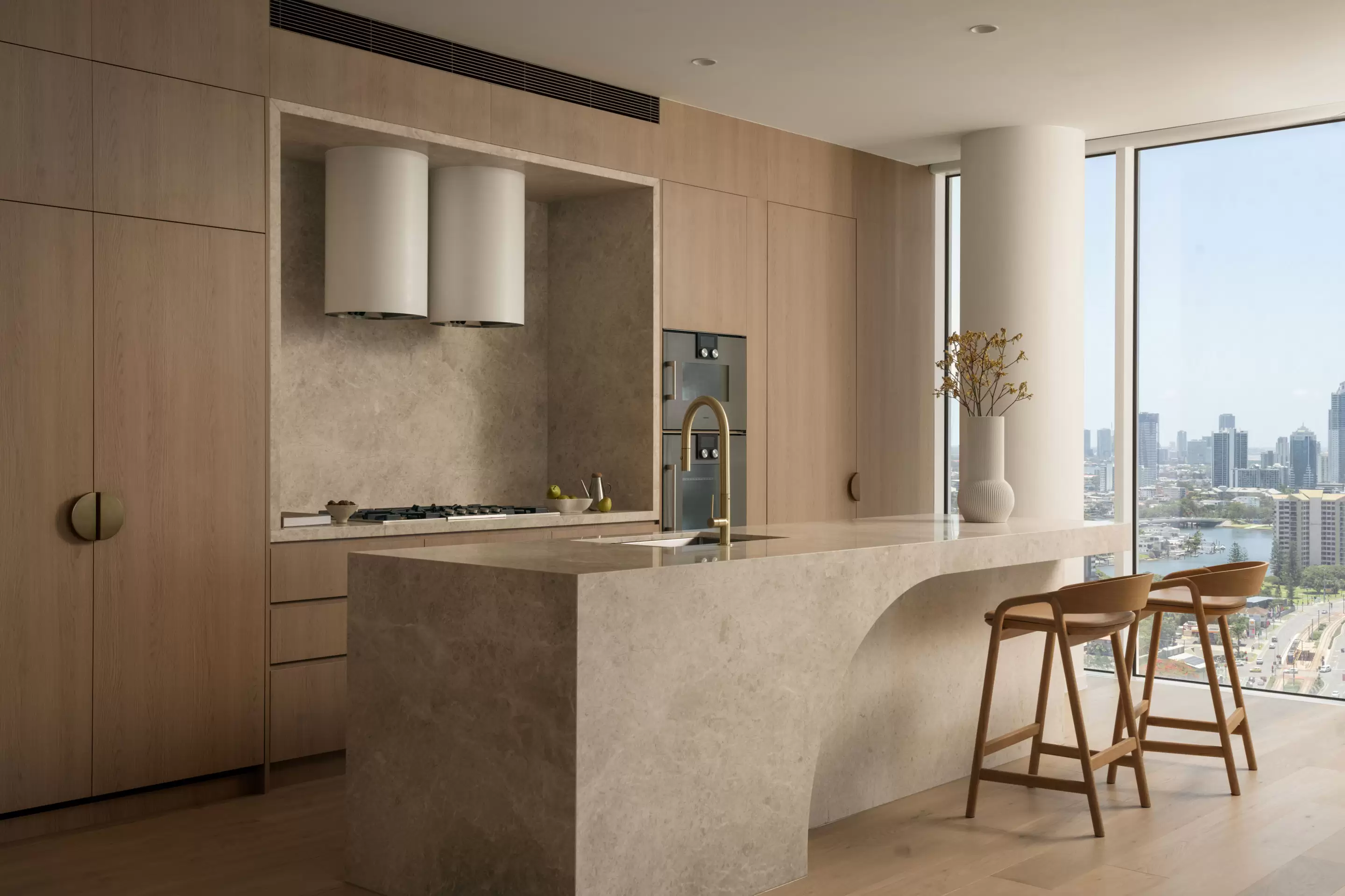 3101/4 Rosewood Avenue, Broadbeach For Lease by Mosaic Property Group - image 1