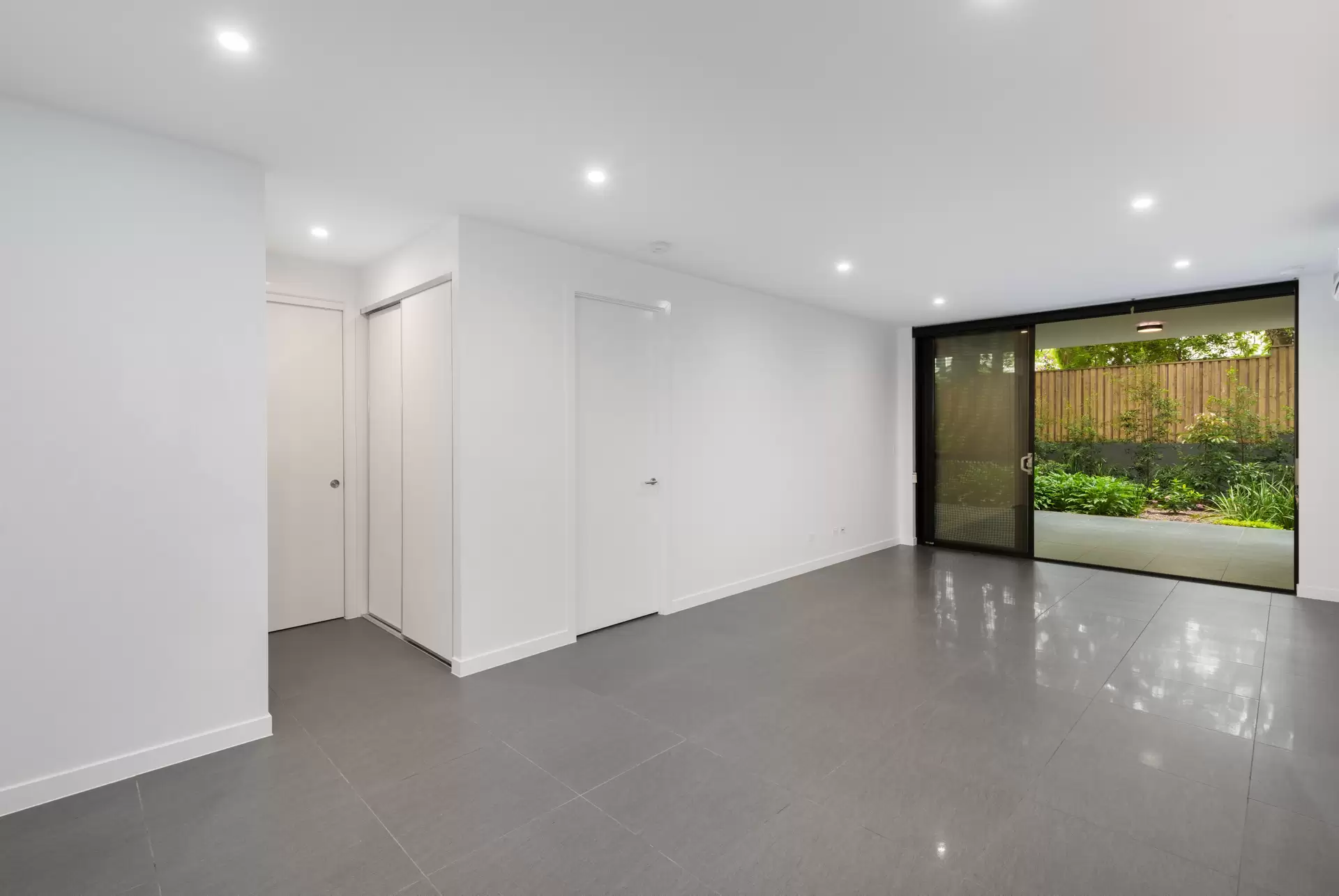 105/16-26 Archer Street, Upper Mount Gravatt For Lease by Mosaic Property Group - image 1
