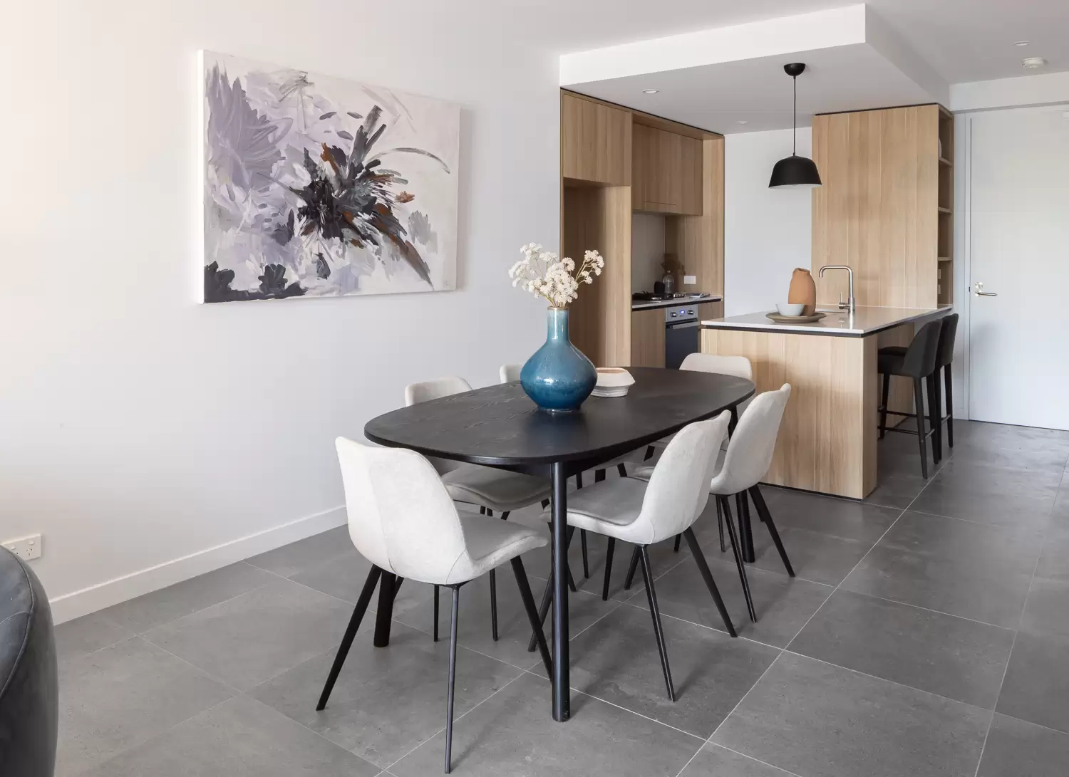 202/186 Clarence Rd, Indooroopilly For Lease by Mosaic Property Group - image 2