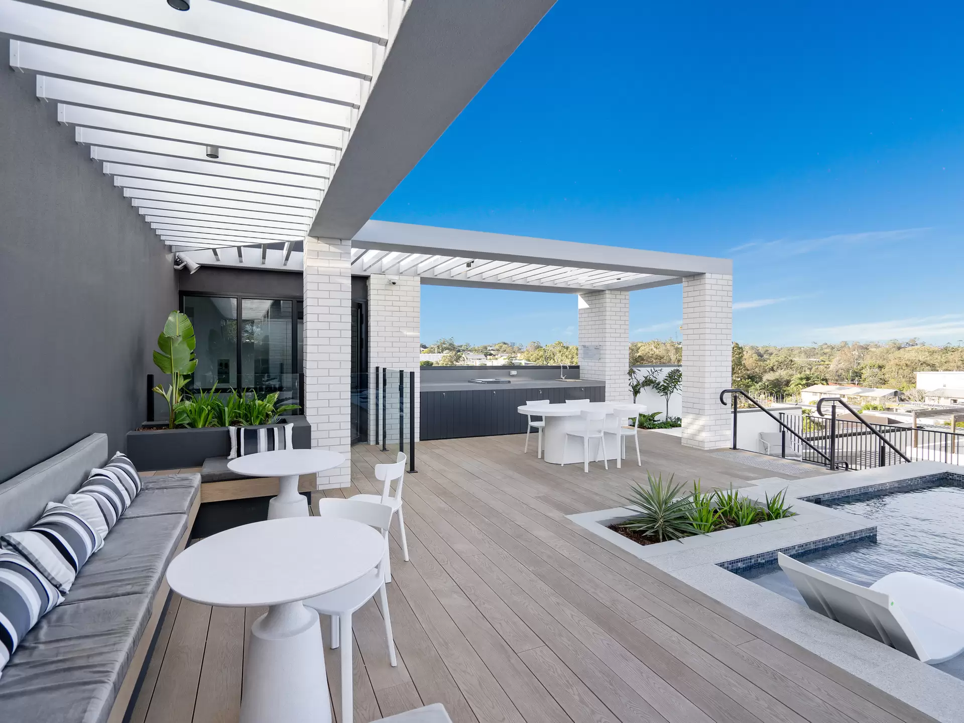 202/186 Clarence Rd, Indooroopilly For Lease by Mosaic Property Group - image 1