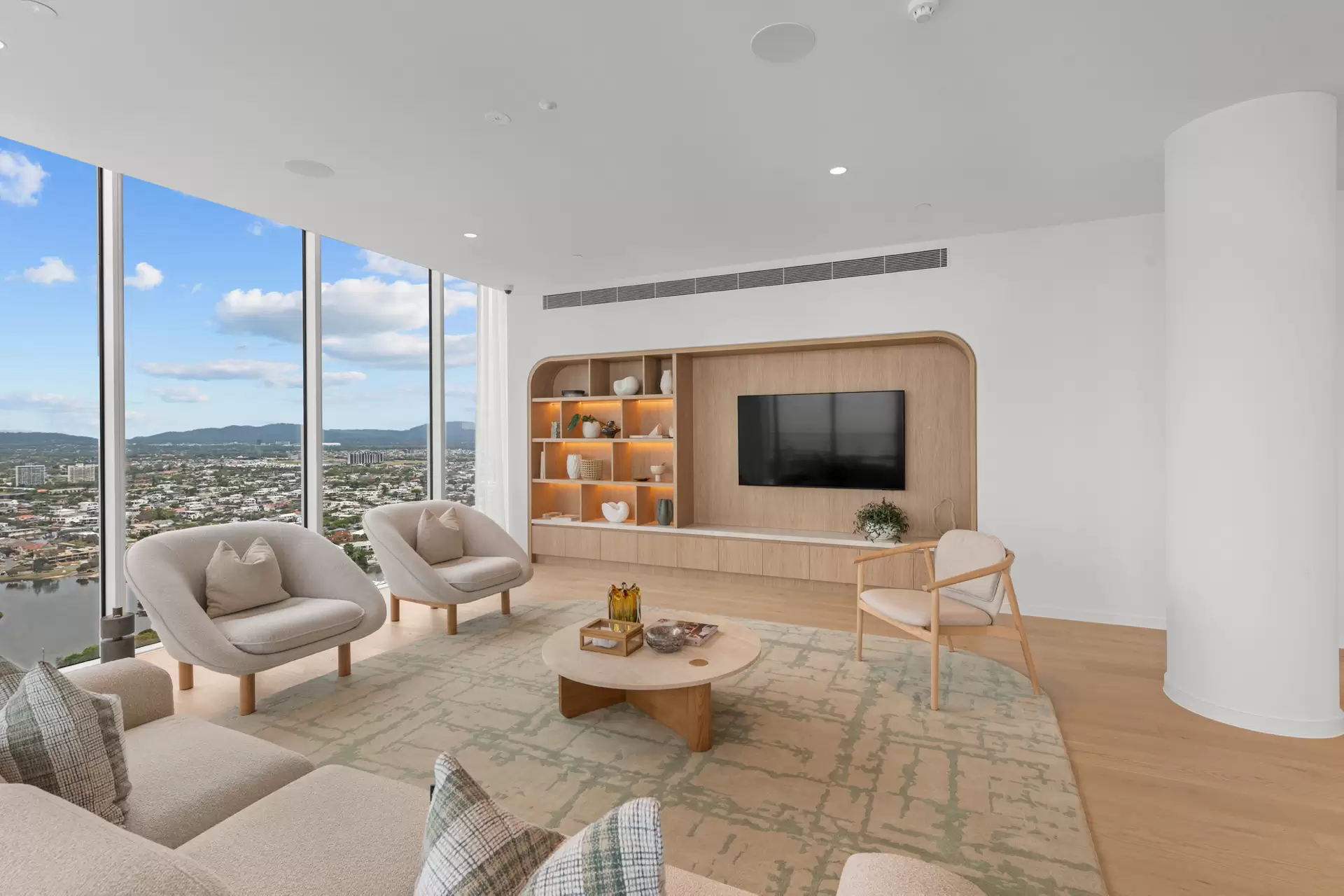 504/4 Rosewood Ave, Broadbeach Leased by Mosaic Property Group - image 1