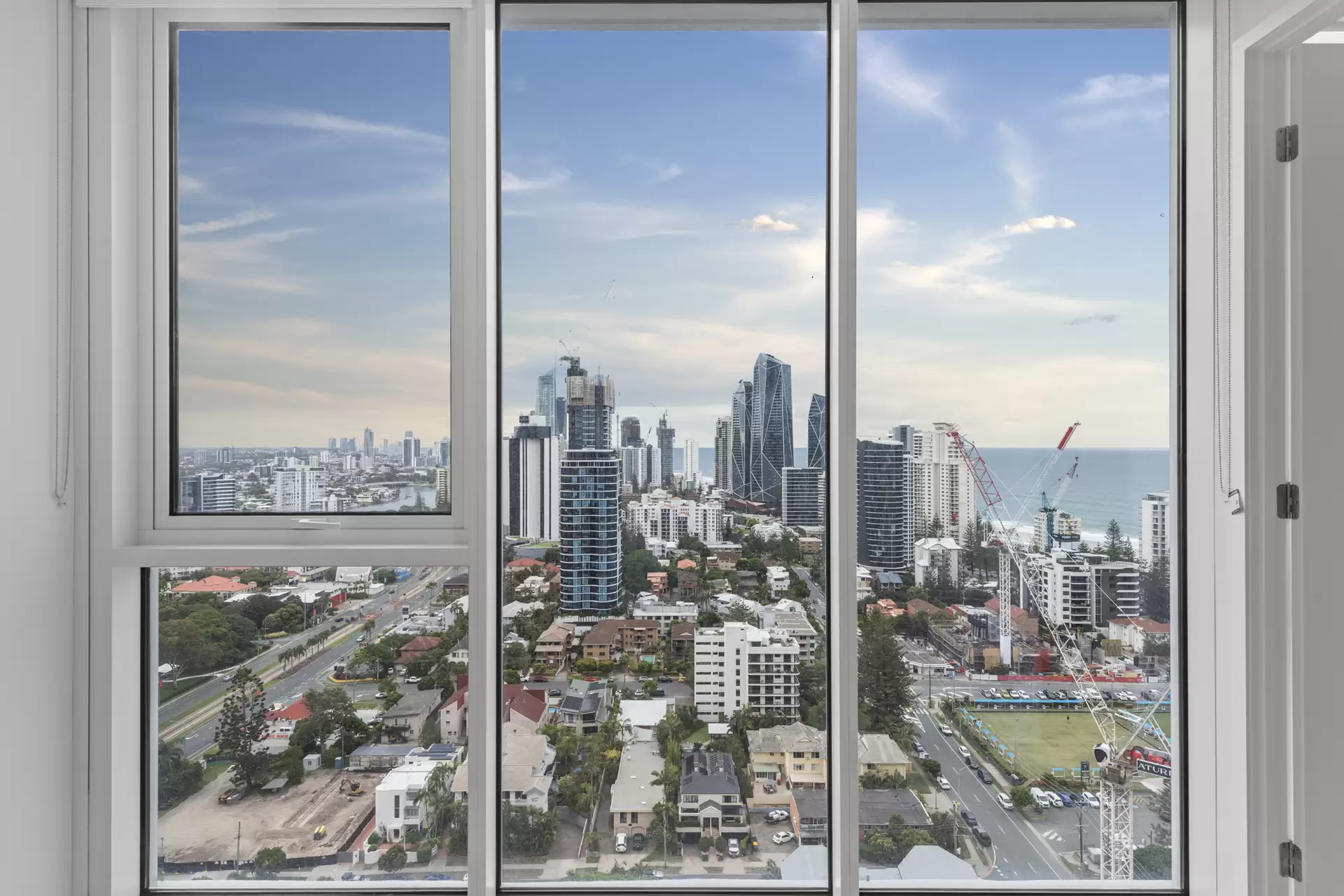 2001/4 Rosewood Avenue, Broadbeach Leased by Mosaic Property Group - image 1