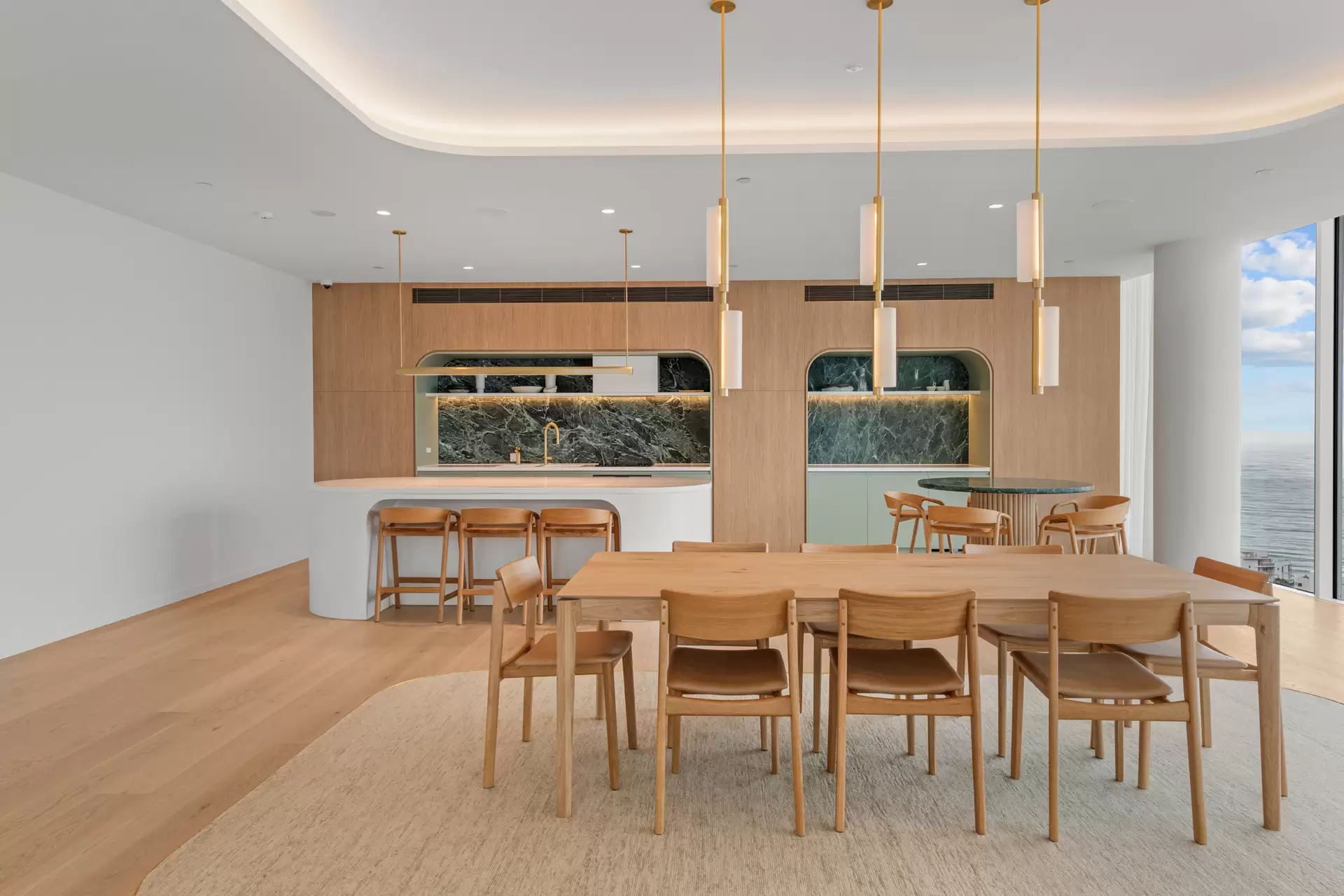 2001/4 Rosewood Avenue, Broadbeach Leased by Mosaic Property Group - image 1