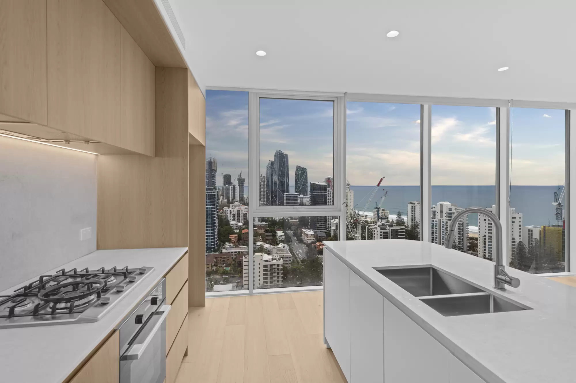 2001/4 Rosewood Avenue, Broadbeach Leased by Mosaic Property Group - image 5