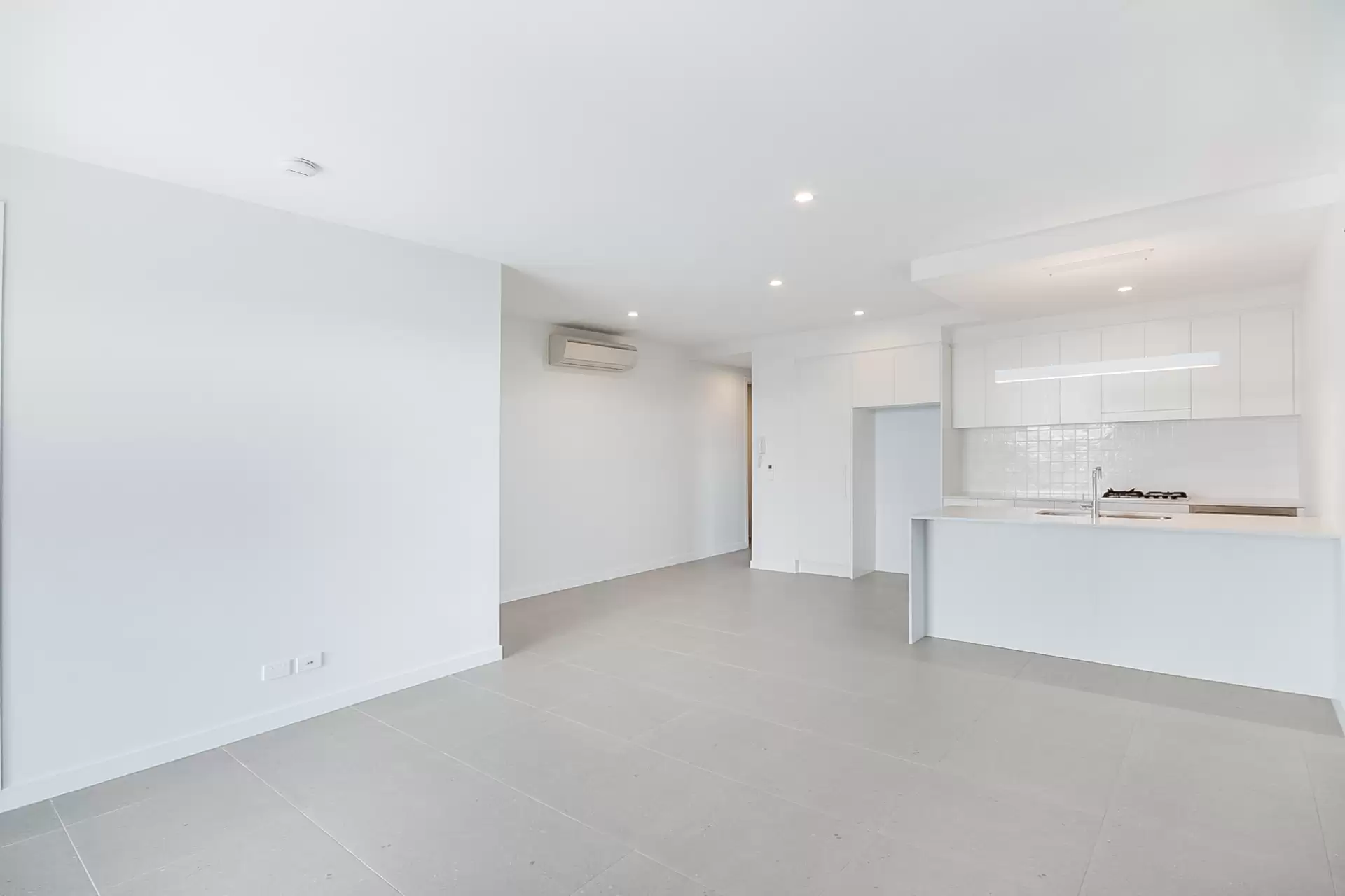 305/31 Mascar St, Upper Mount Gravatt Leased by Mosaic Property Group - image 1