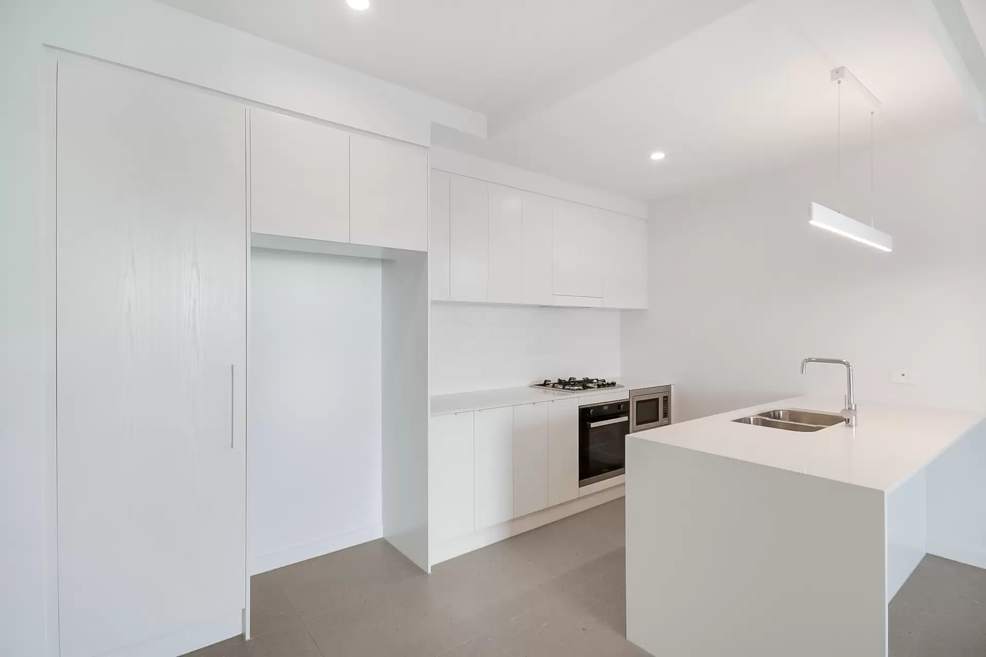 305/31 Mascar St, Upper Mount Gravatt Leased by Mosaic Property Group - image 1