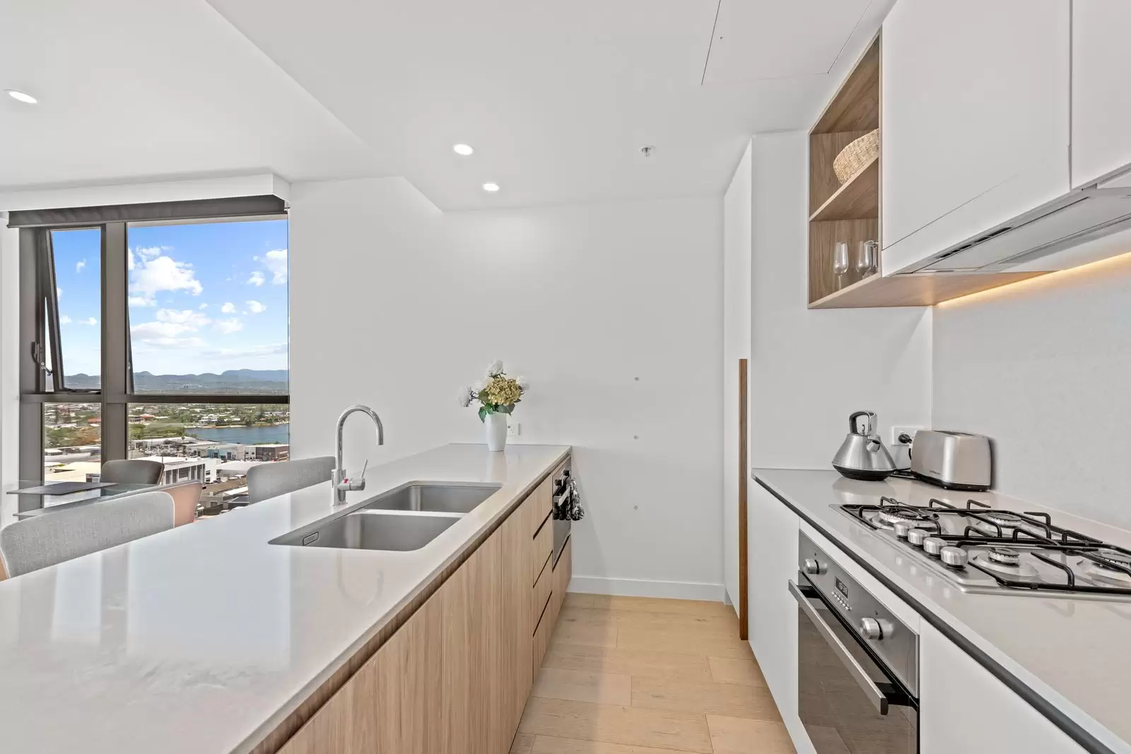 1306/43 Peerless Avenue, Mermaid Beach Leased by Mosaic Property Group - image 4