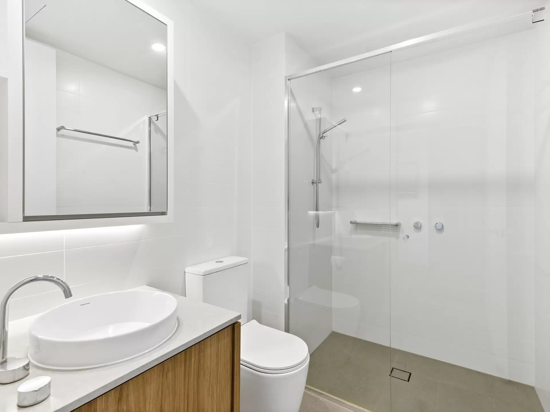 1205/43 Peerless Avenue, Mermaid Beach Leased by Mosaic Property Group - image 1