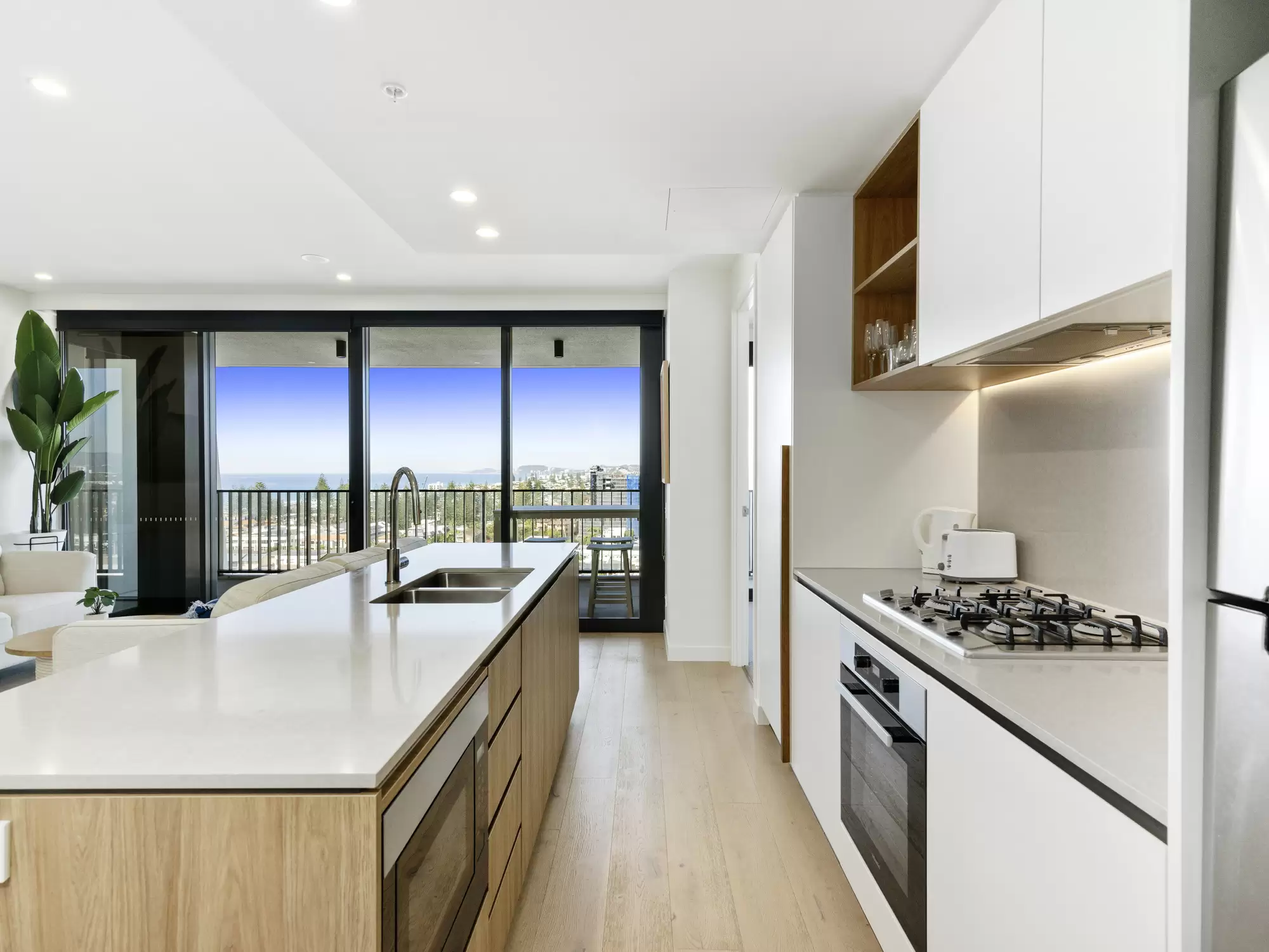 1205/43 Peerless Avenue, Mermaid Beach Leased by Mosaic Property Group - image 4