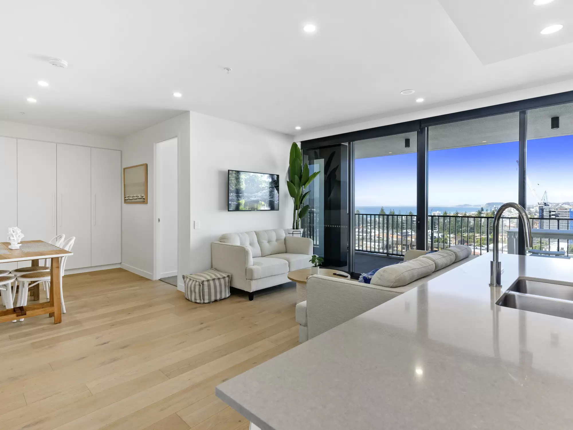 1205/43 Peerless Avenue, Mermaid Beach Leased by Mosaic Property Group - image 2