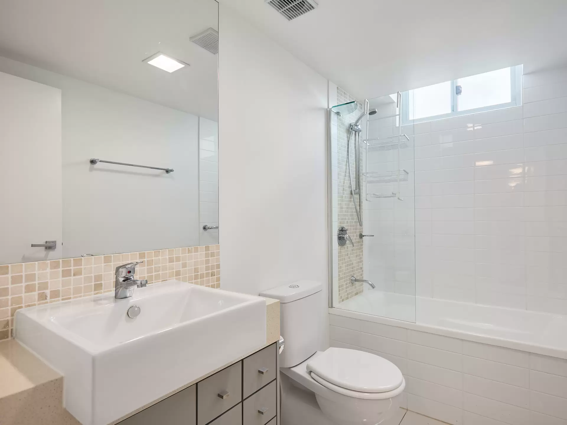 1301/10 Fifth Avenue, Palm Beach Leased by Mosaic Property Group - image 1