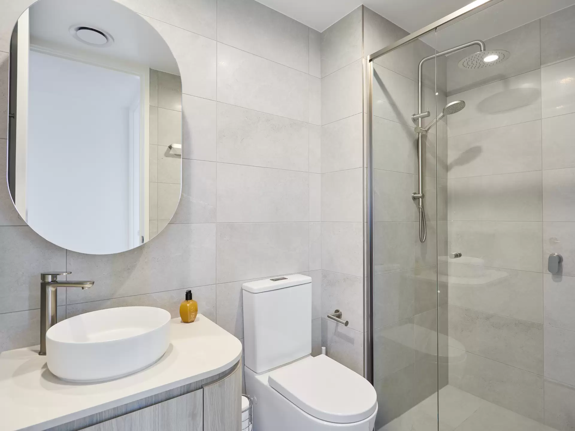 501/4 First Avenue, Burleigh Heads For Lease by Mosaic Property Group - image 1