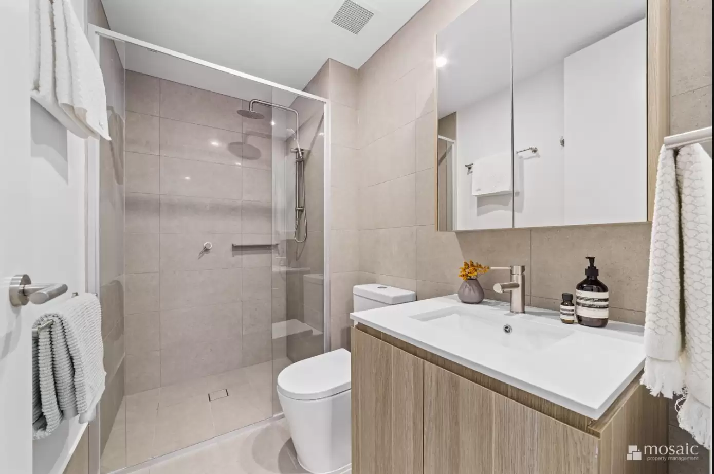 1705/140 Wellington Road, East Brisbane Leased by Mosaic Property Group - image 5