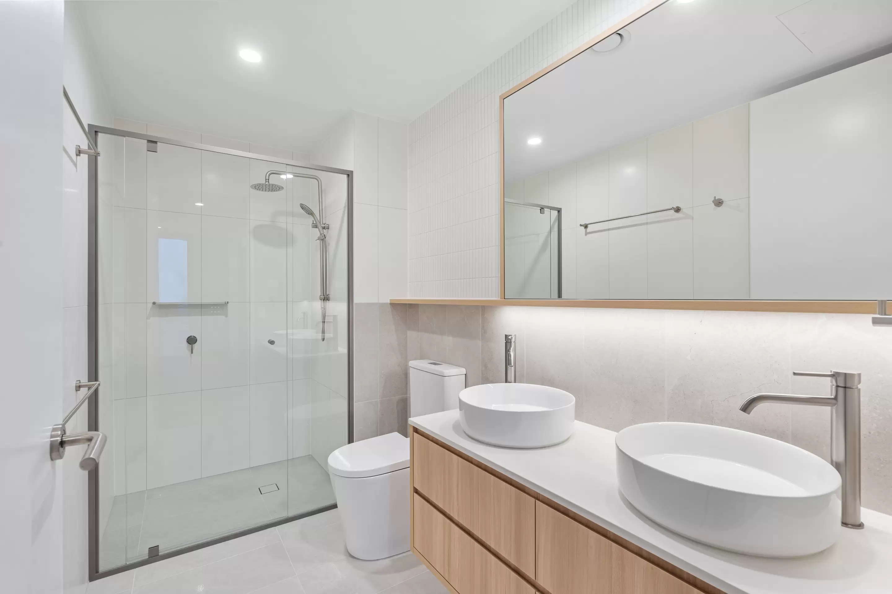 1303/4-6 Second Avenue, Burleigh Heads For Lease by Mosaic Property Group - image 5