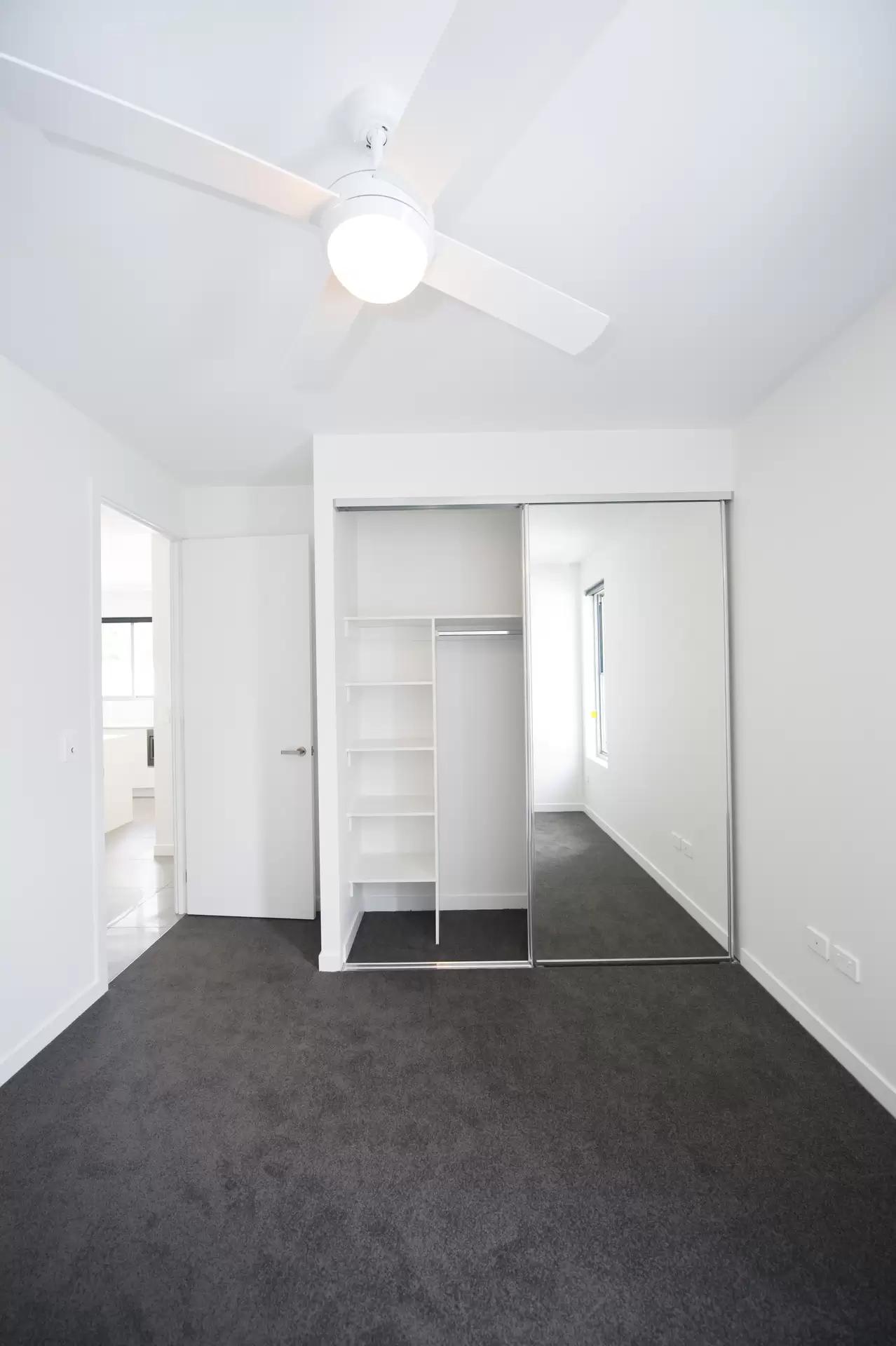 306/32-38 Latimer Street, Holland Park Leased by Mosaic Property Group - image 1