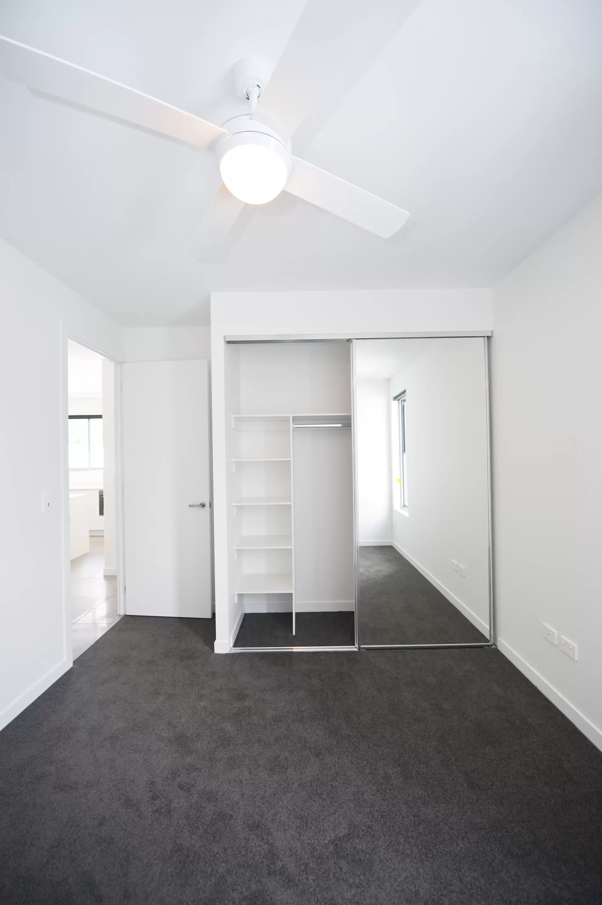 306/32-38 Latimer Street, Holland Park Leased by Mosaic Property Group - image 8