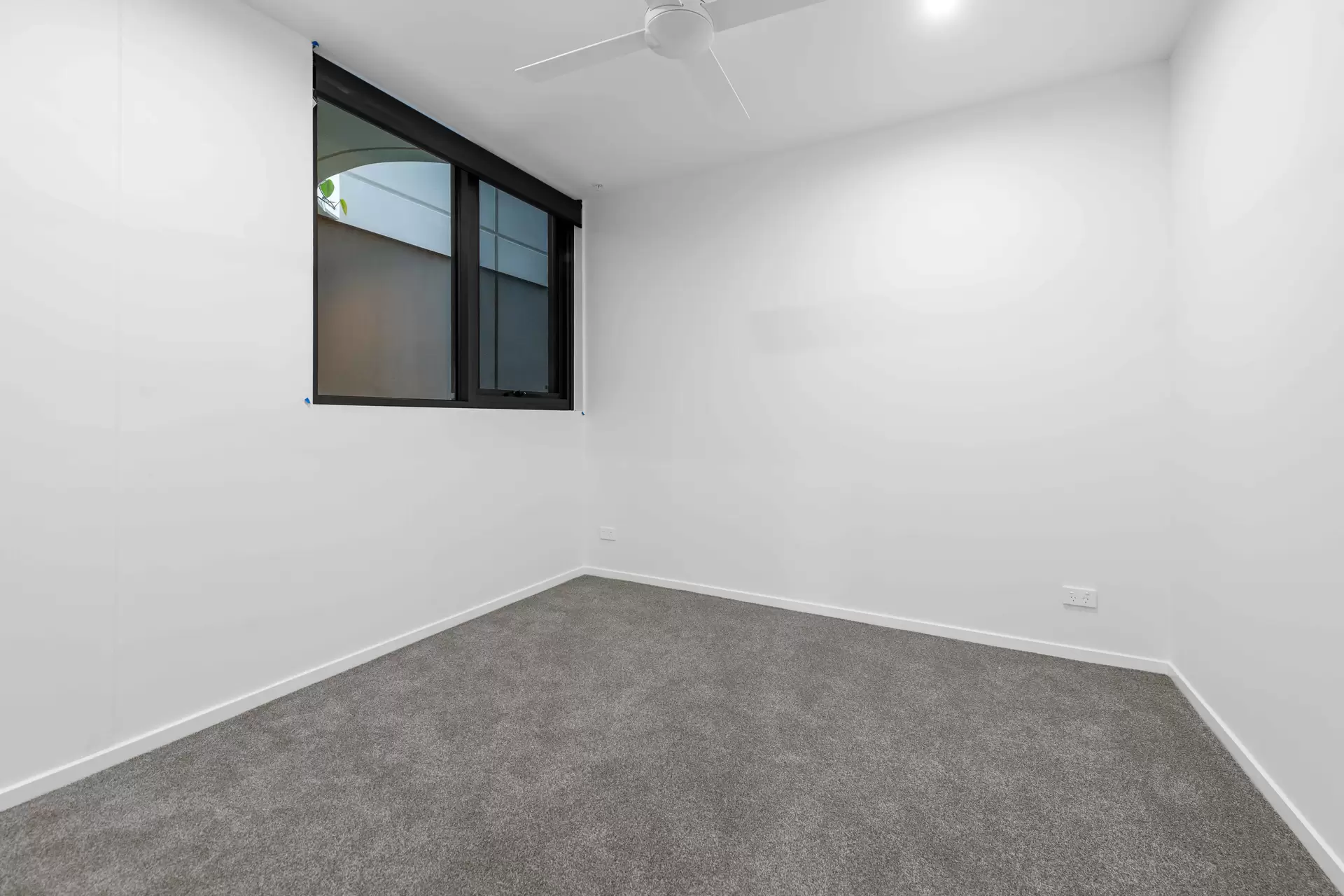 511/89 Lytton Rd, East Brisbane For Lease by Mosaic Property Group - image 1