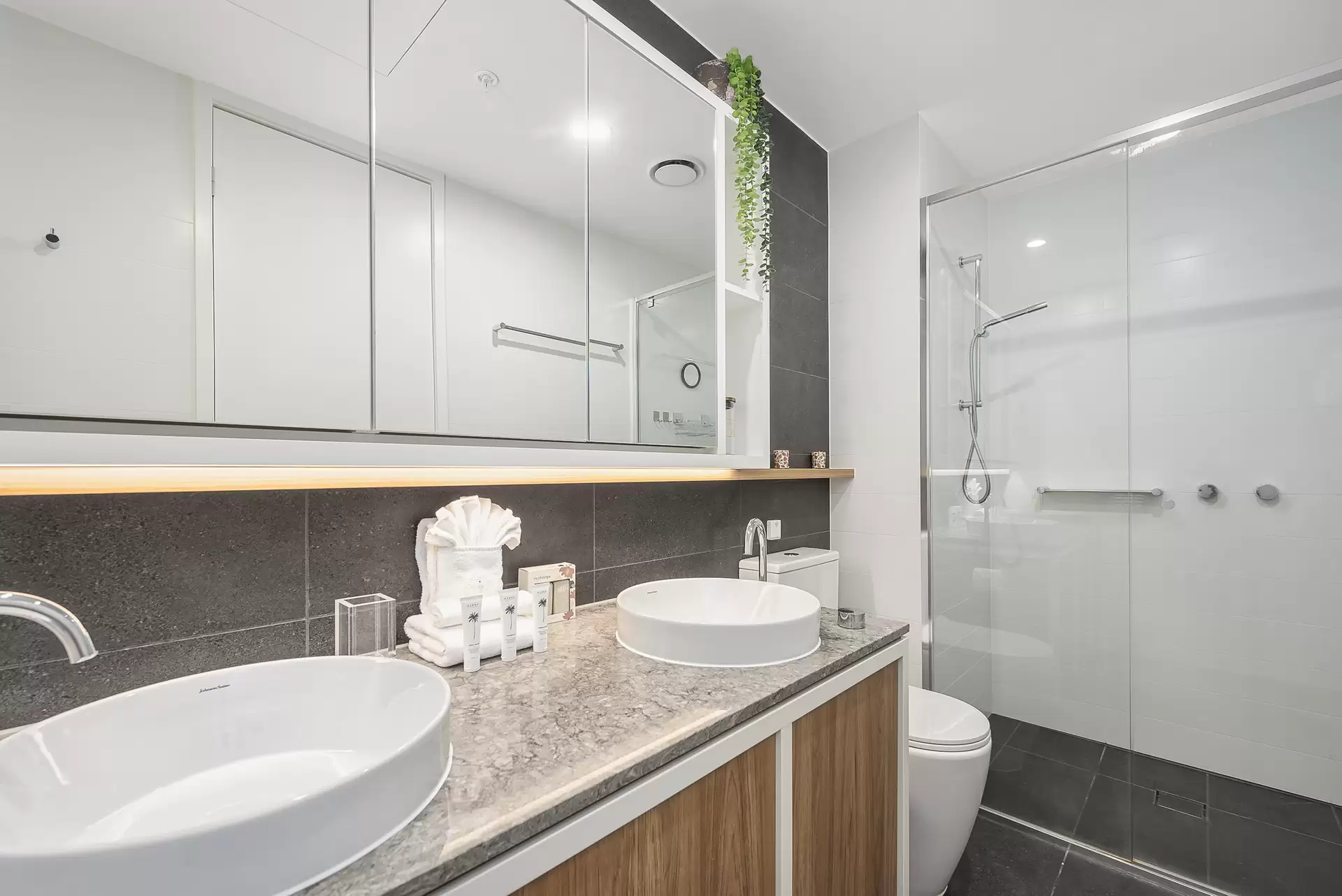 1303/43 Peerless Avenue, Mermaid Beach For Lease by Mosaic Property Group - image 1