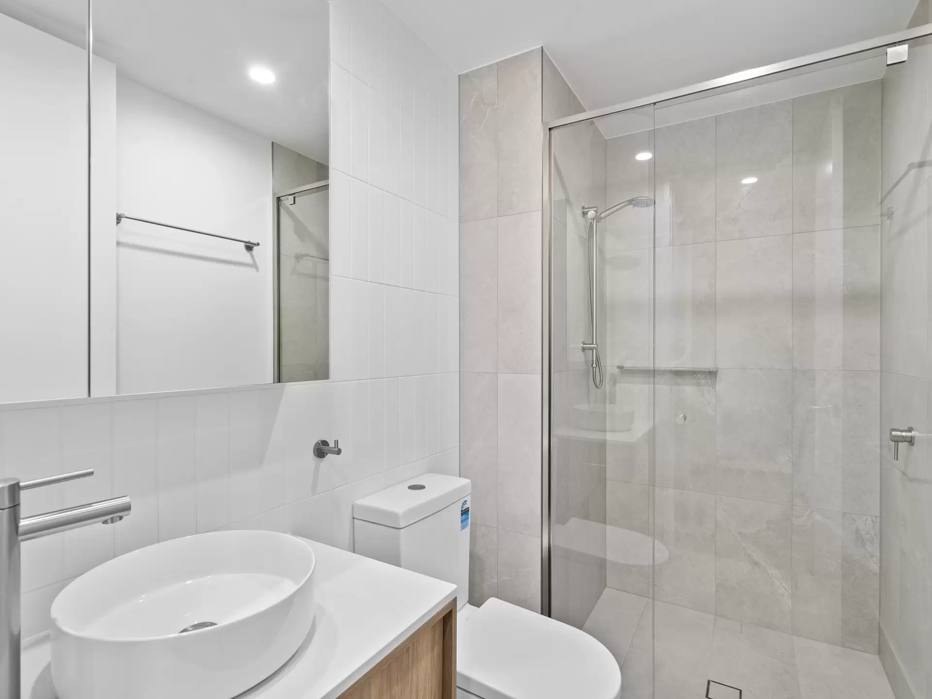 704/36 Sylvan Road, Toowong Leased by Mosaic Property Group - image 1